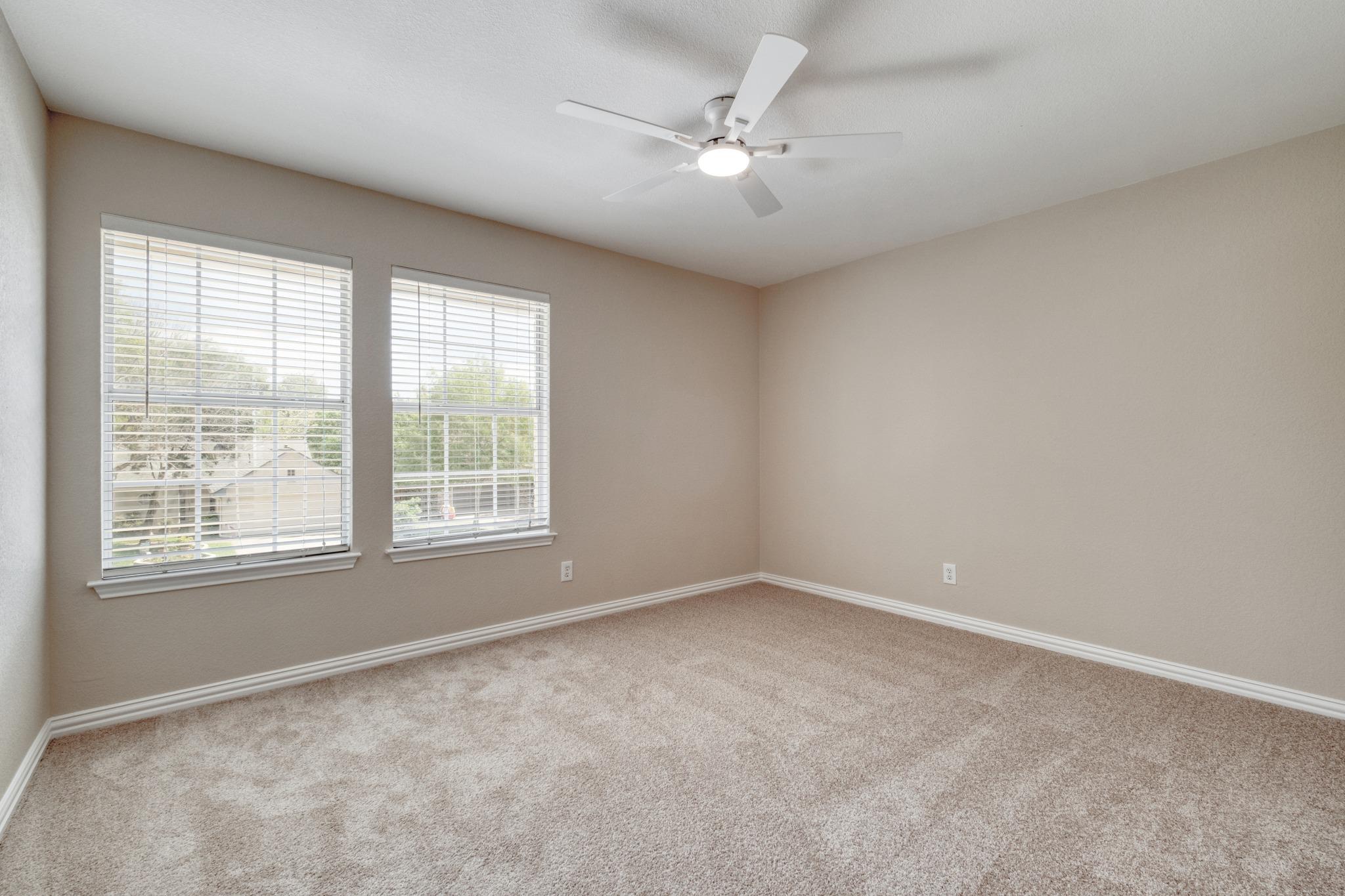 1202 Oakwood Blvd, Round Rock, TX 78681