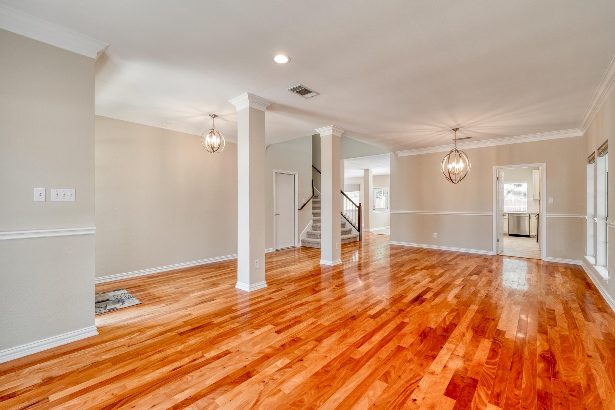 1202 Oakwood Blvd, Round Rock, TX 78681