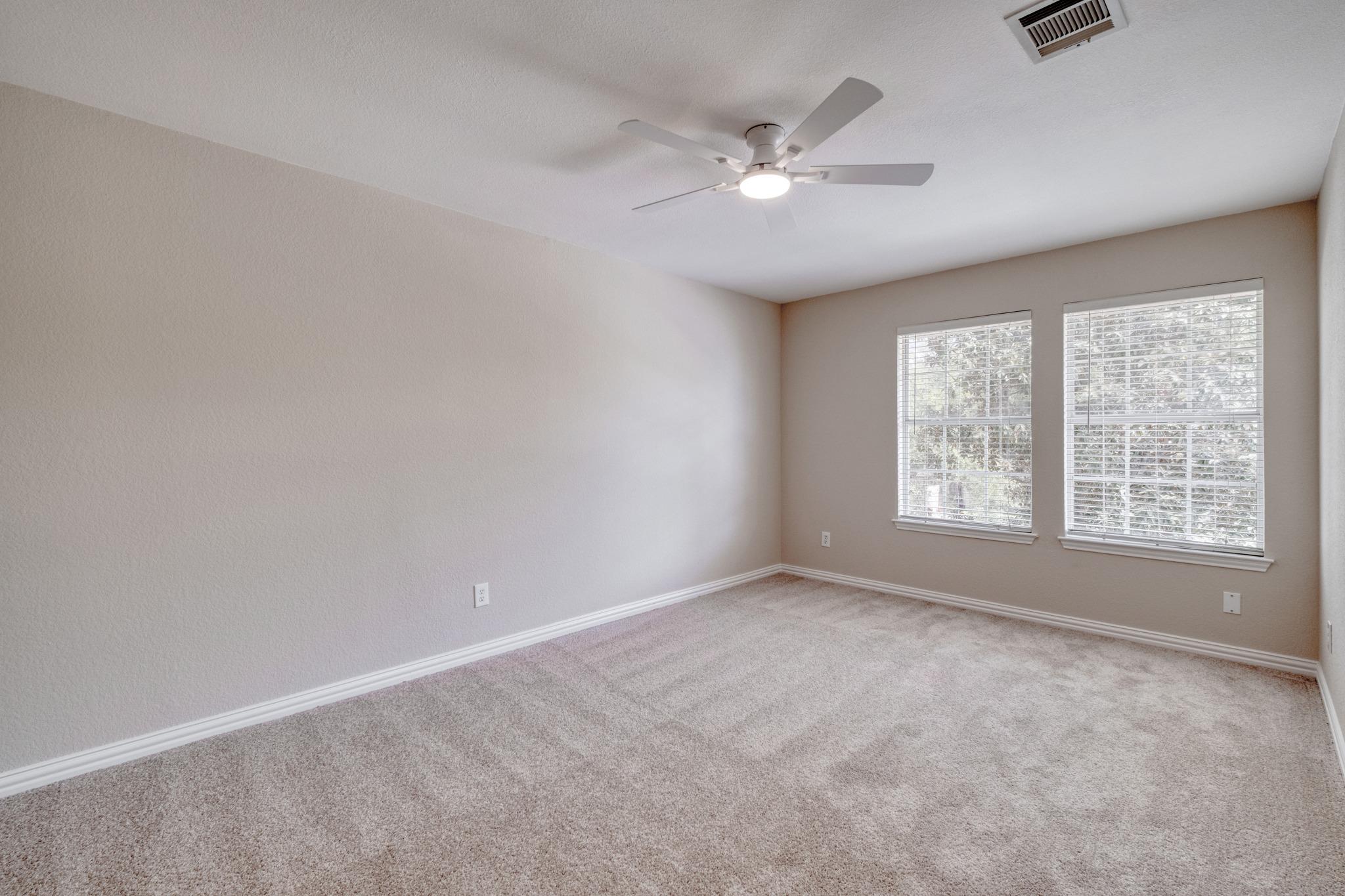 1202 Oakwood Blvd, Round Rock, TX 78681