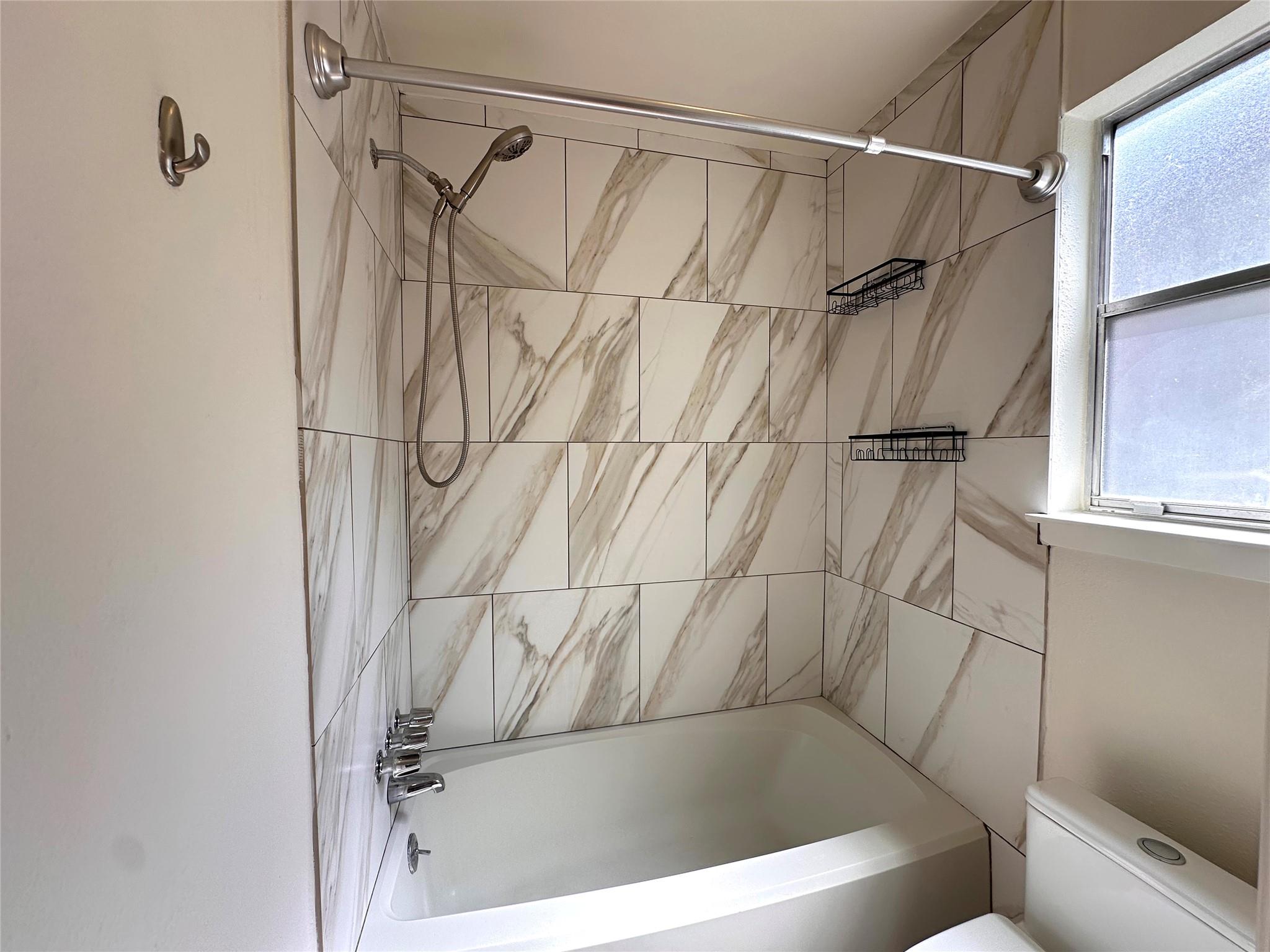 2711 Wilcrest Dr, Austin, TX 78748