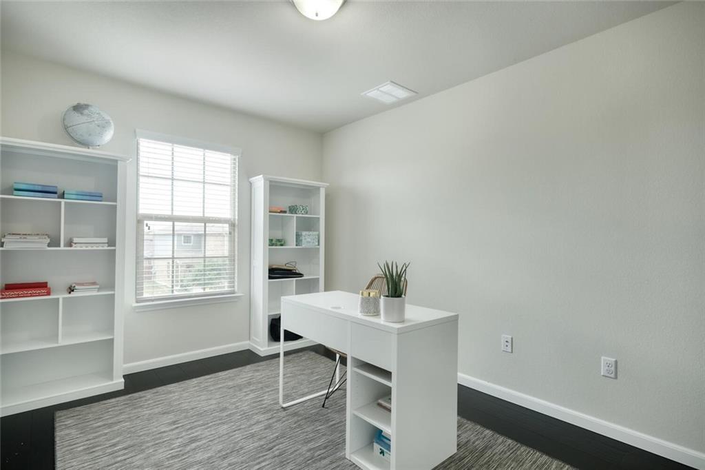 10053 Aly May Dr, Austin, TX 78748