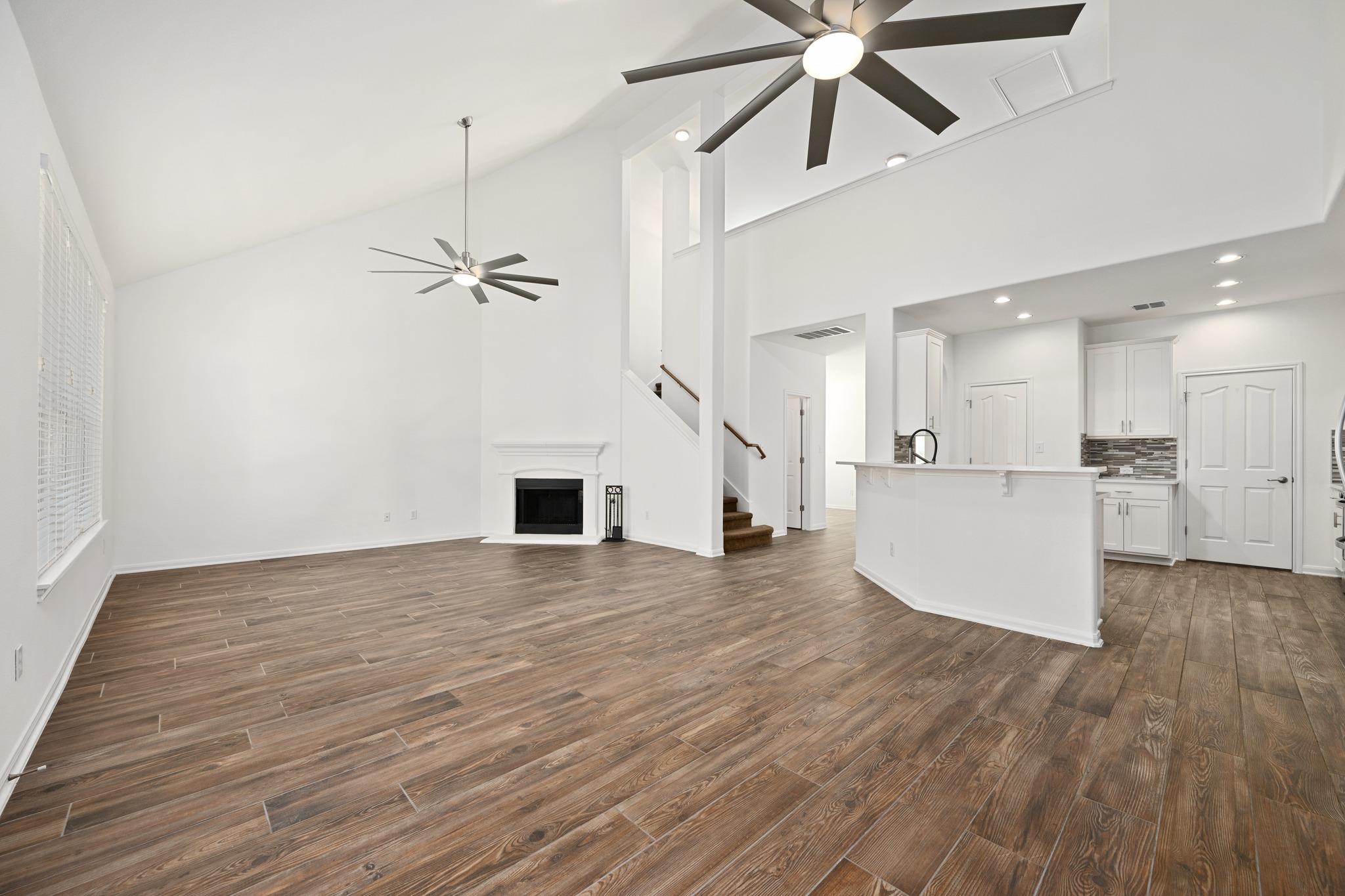 14324 Broadwinged Hawk Dr, Austin, TX 78738