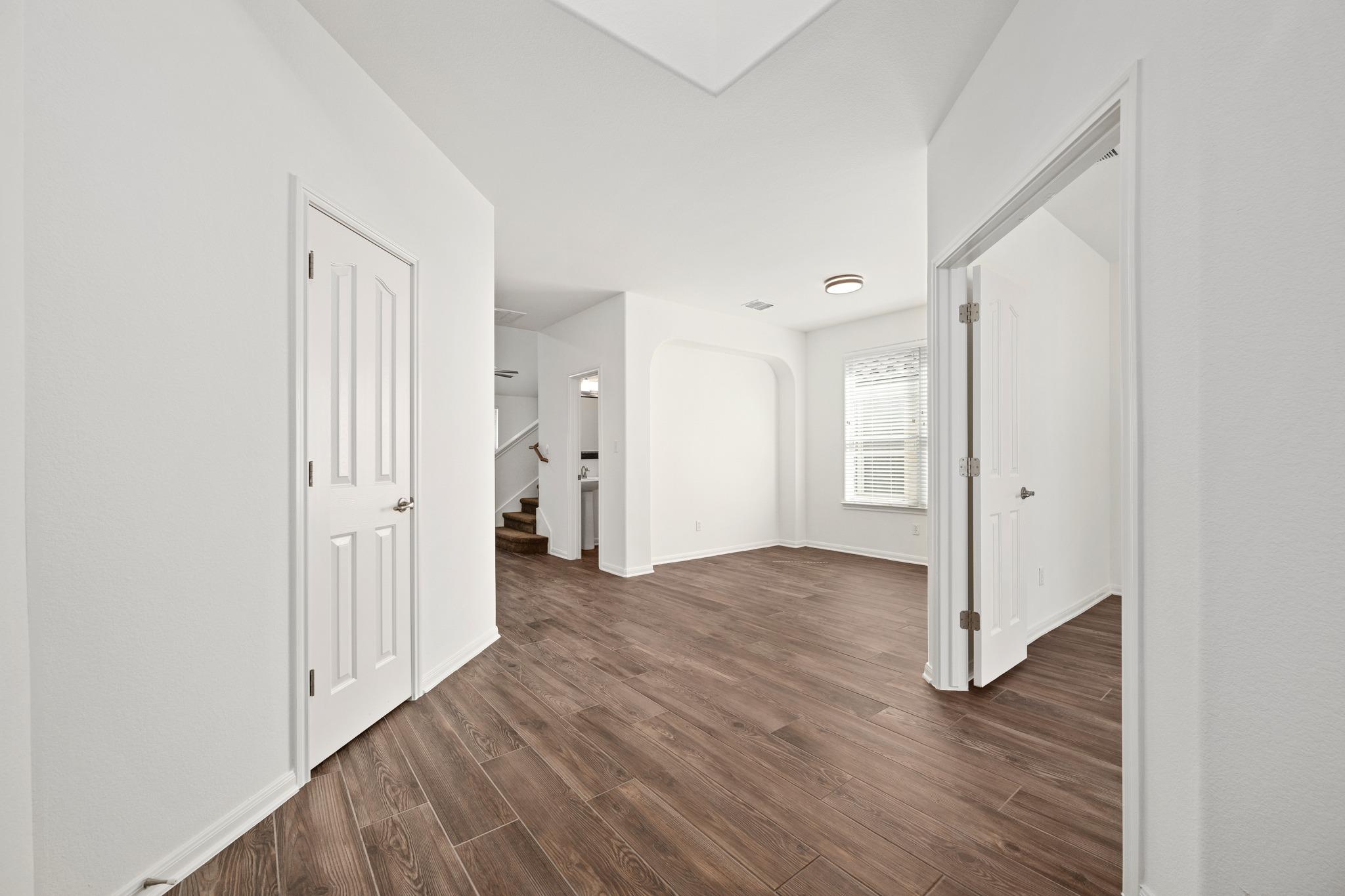 14324 Broadwinged Hawk Dr, Austin, TX 78738