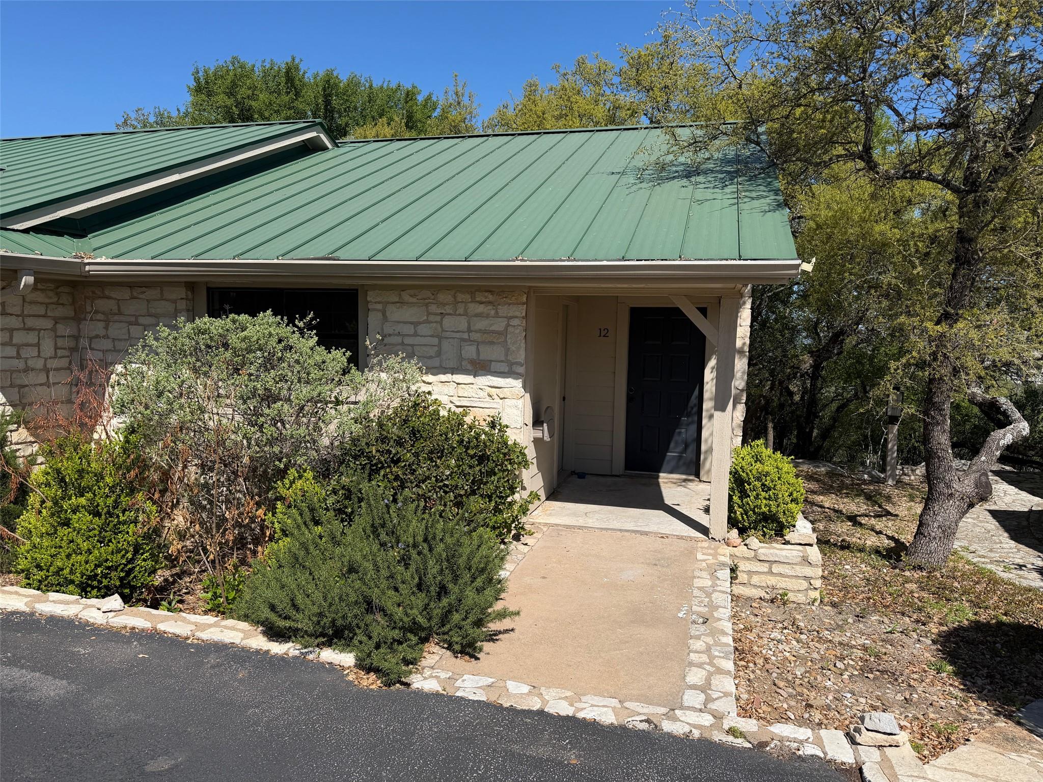 300 Poker Chip # 12, Horseshoe Bay, TX 78657