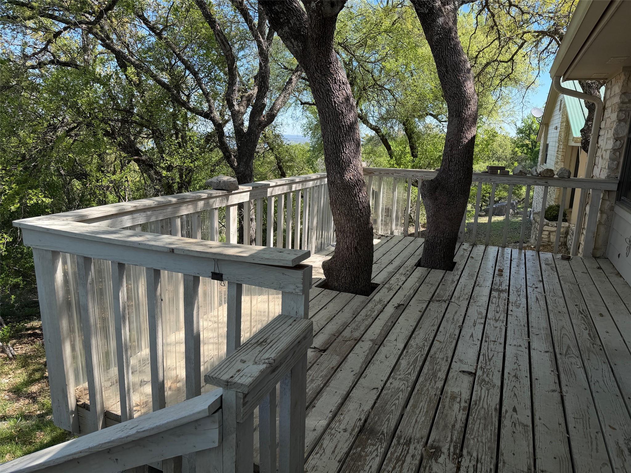 300 Poker Chip # 12, Horseshoe Bay, TX 78657