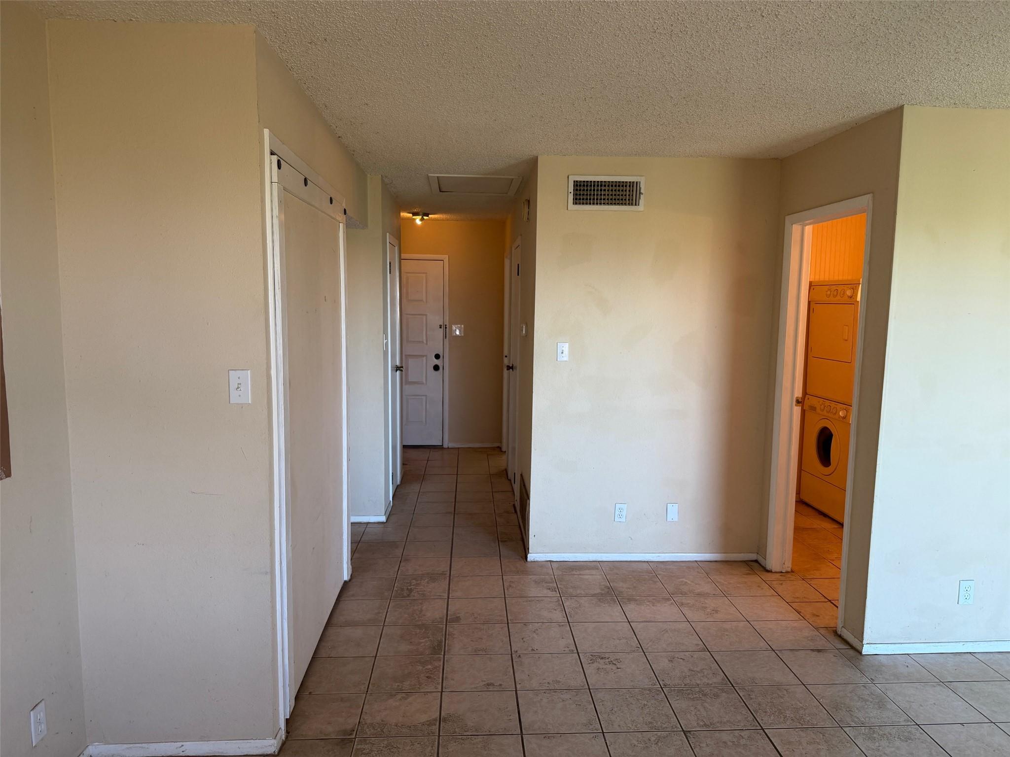 300 Poker Chip # 12, Horseshoe Bay, TX 78657