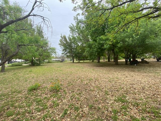 522 Circle Dr, Sunrise Beach, TX 78643