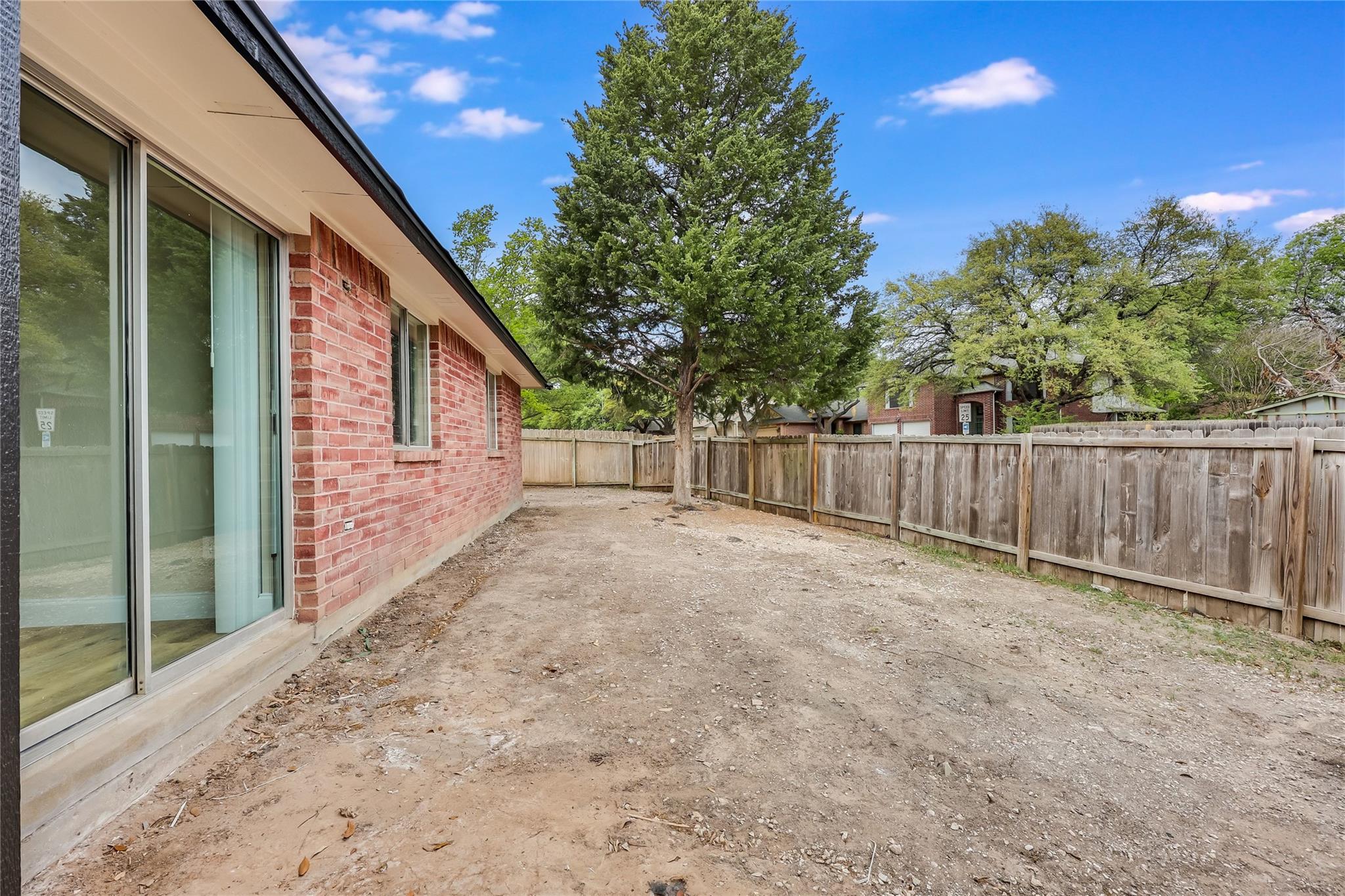 13206 Fieldgate Dr, Austin, TX 78753