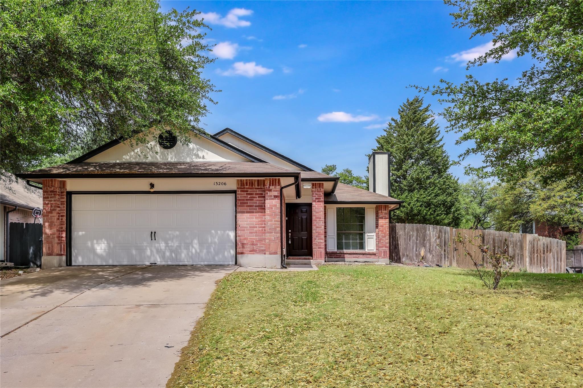 13206 Fieldgate Dr, Austin, TX 78753