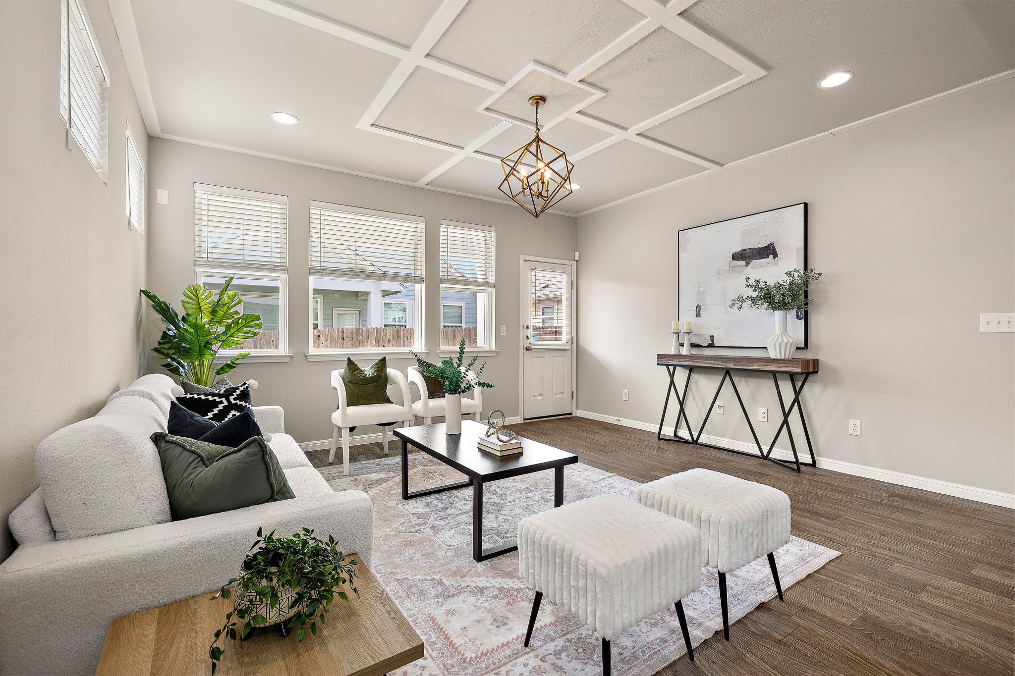 316 E Broade St, Leander, TX 78641