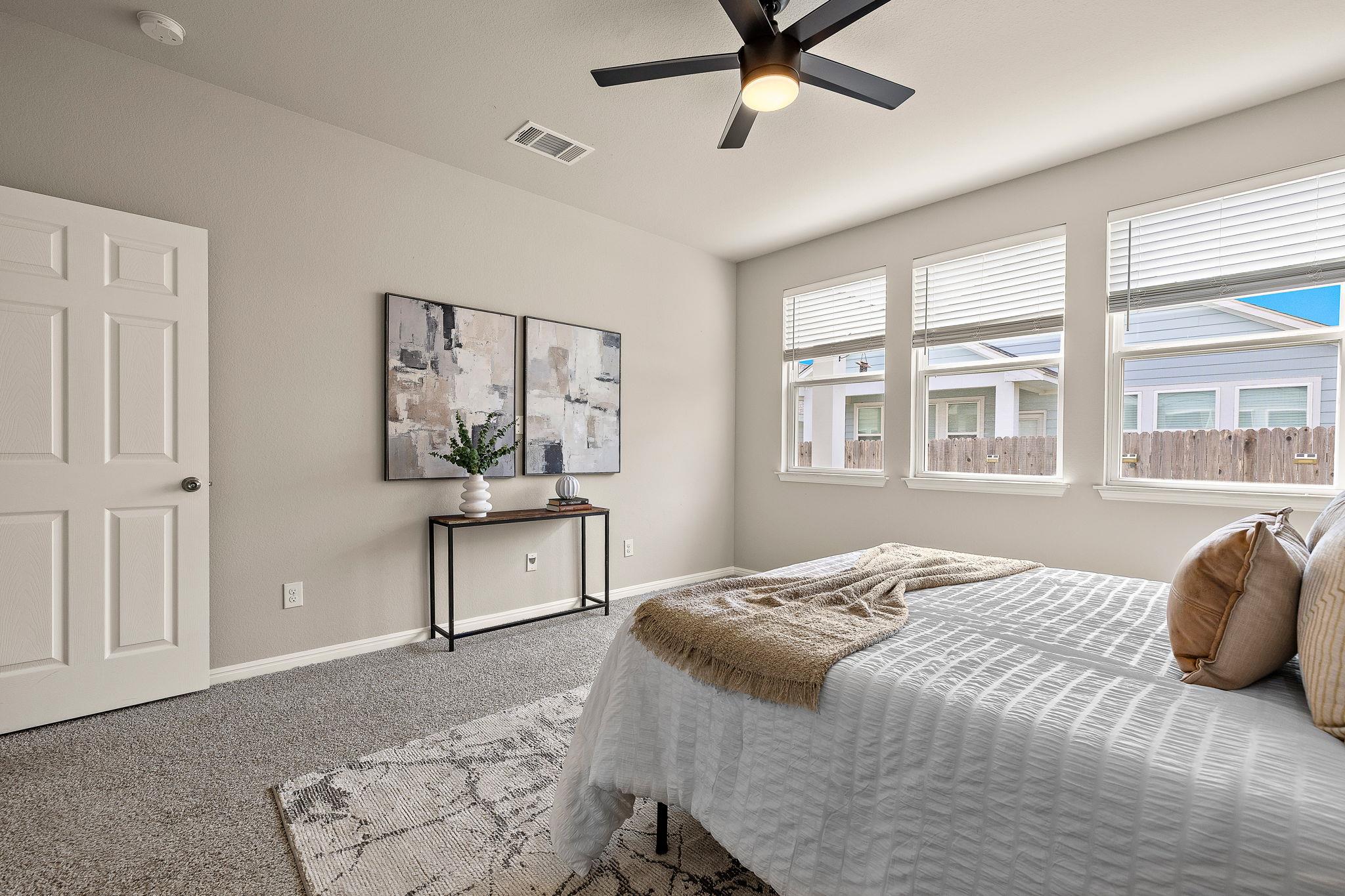 316 E Broade St, Leander, TX 78641