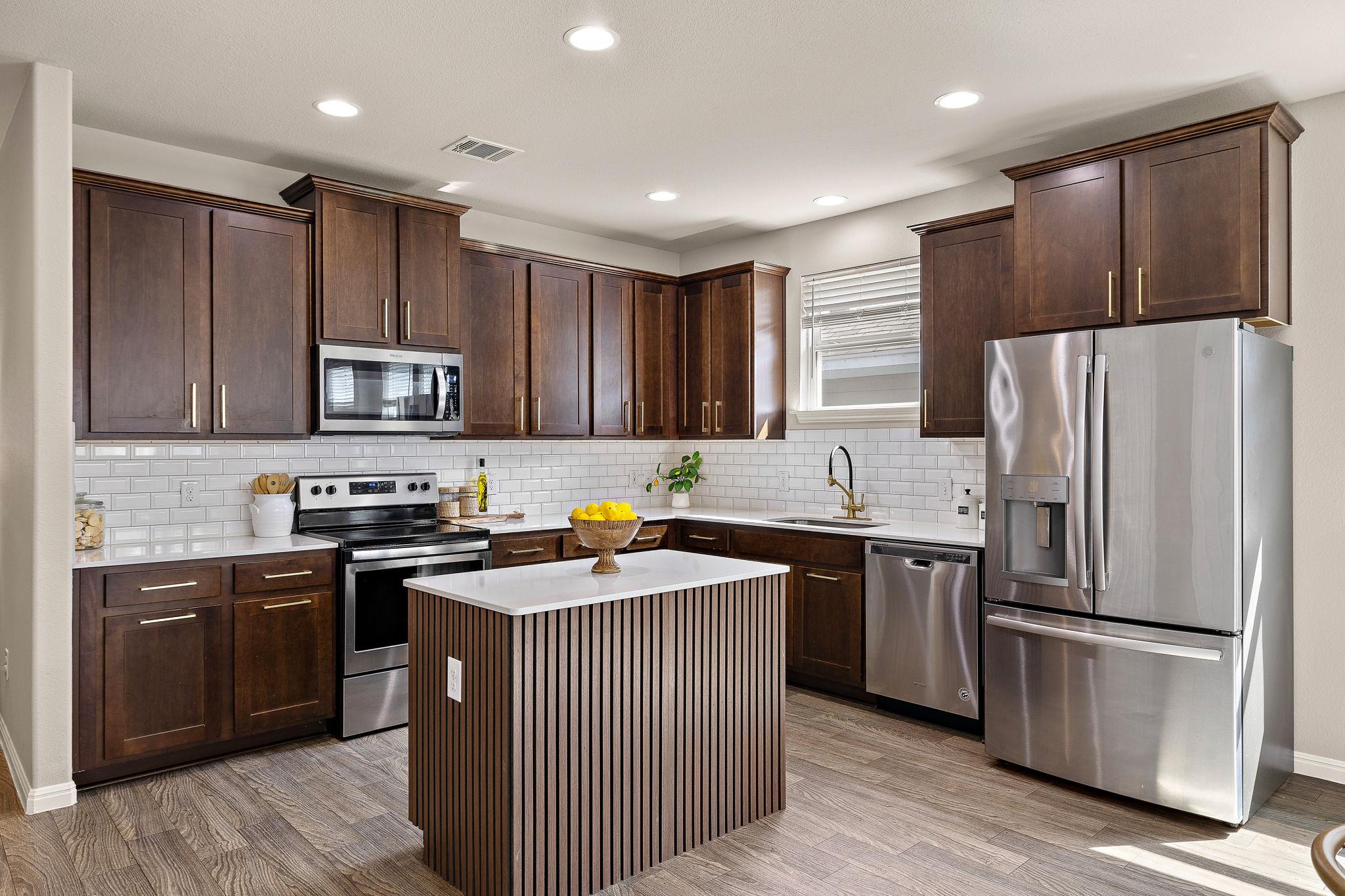 316 E Broade St, Leander, TX 78641