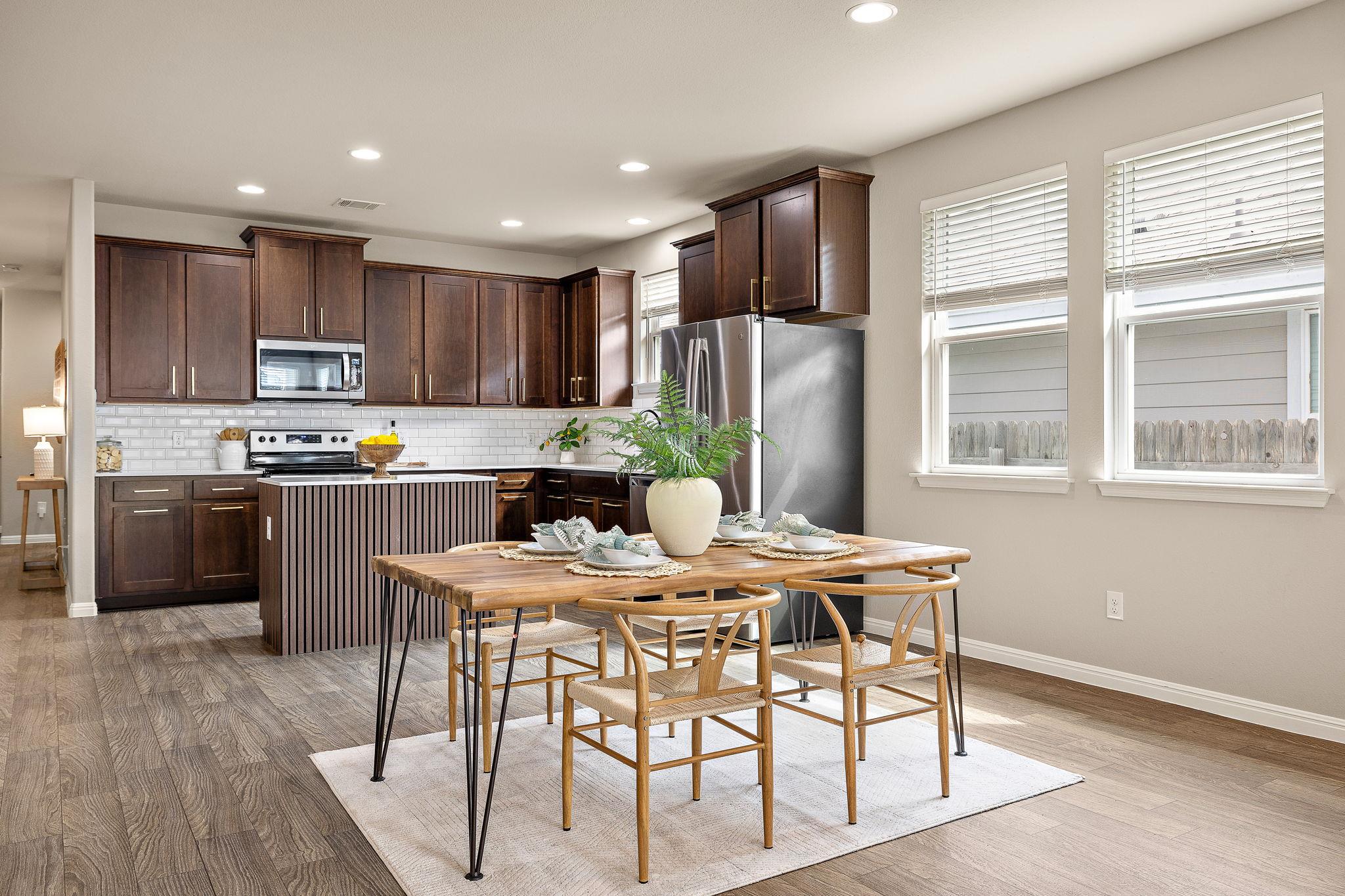 316 E Broade St, Leander, TX 78641