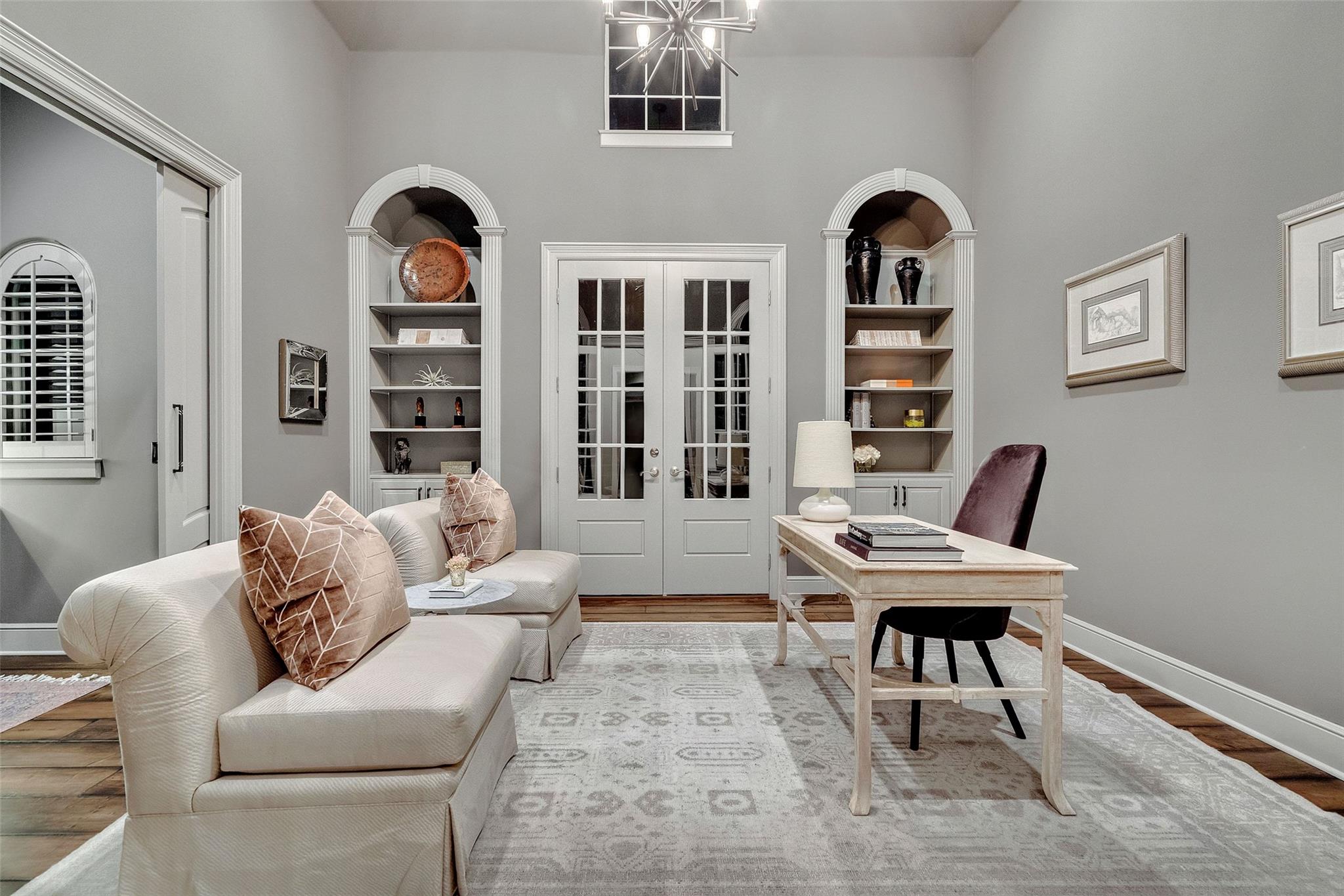 601 S Angel Light Dr, Spicewood, TX 78669