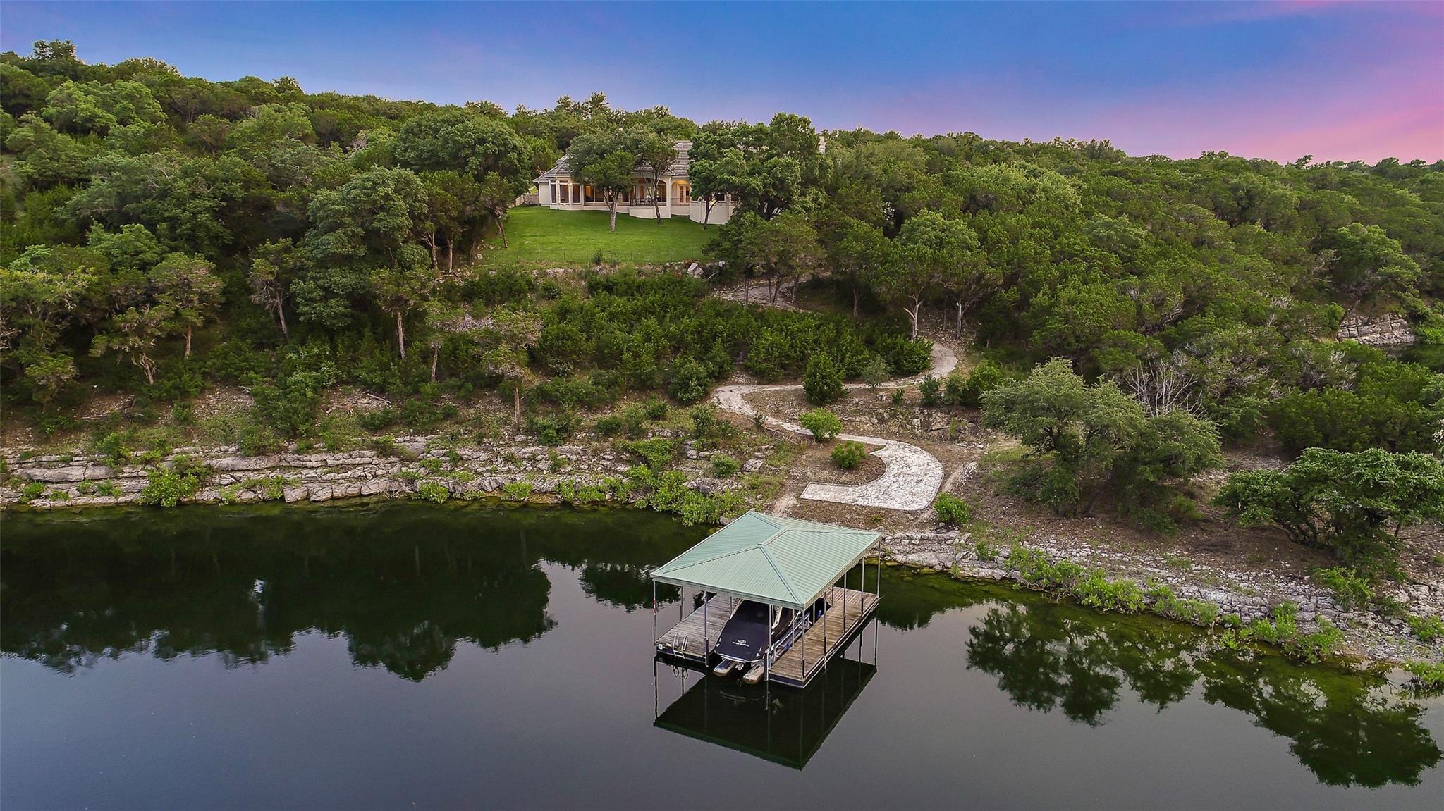 601 S Angel Light Dr, Spicewood, TX 78669