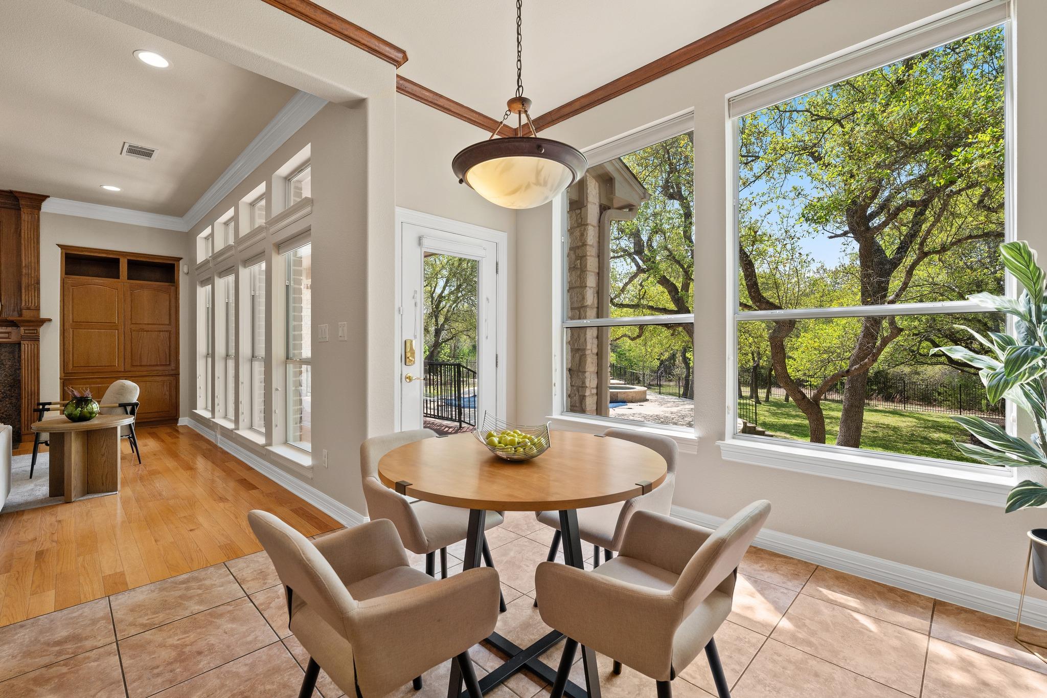 2614 Collingwood Dr, Round Rock, TX 78665