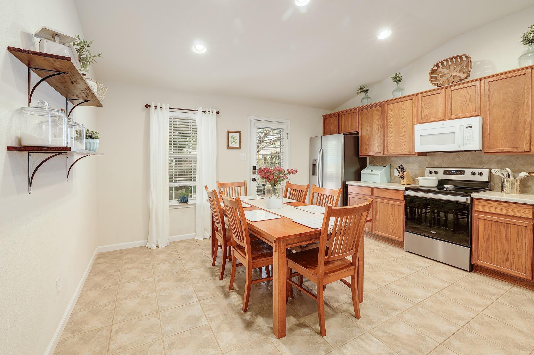 1320 Alpine Mountain Dr, Leander, TX 78641