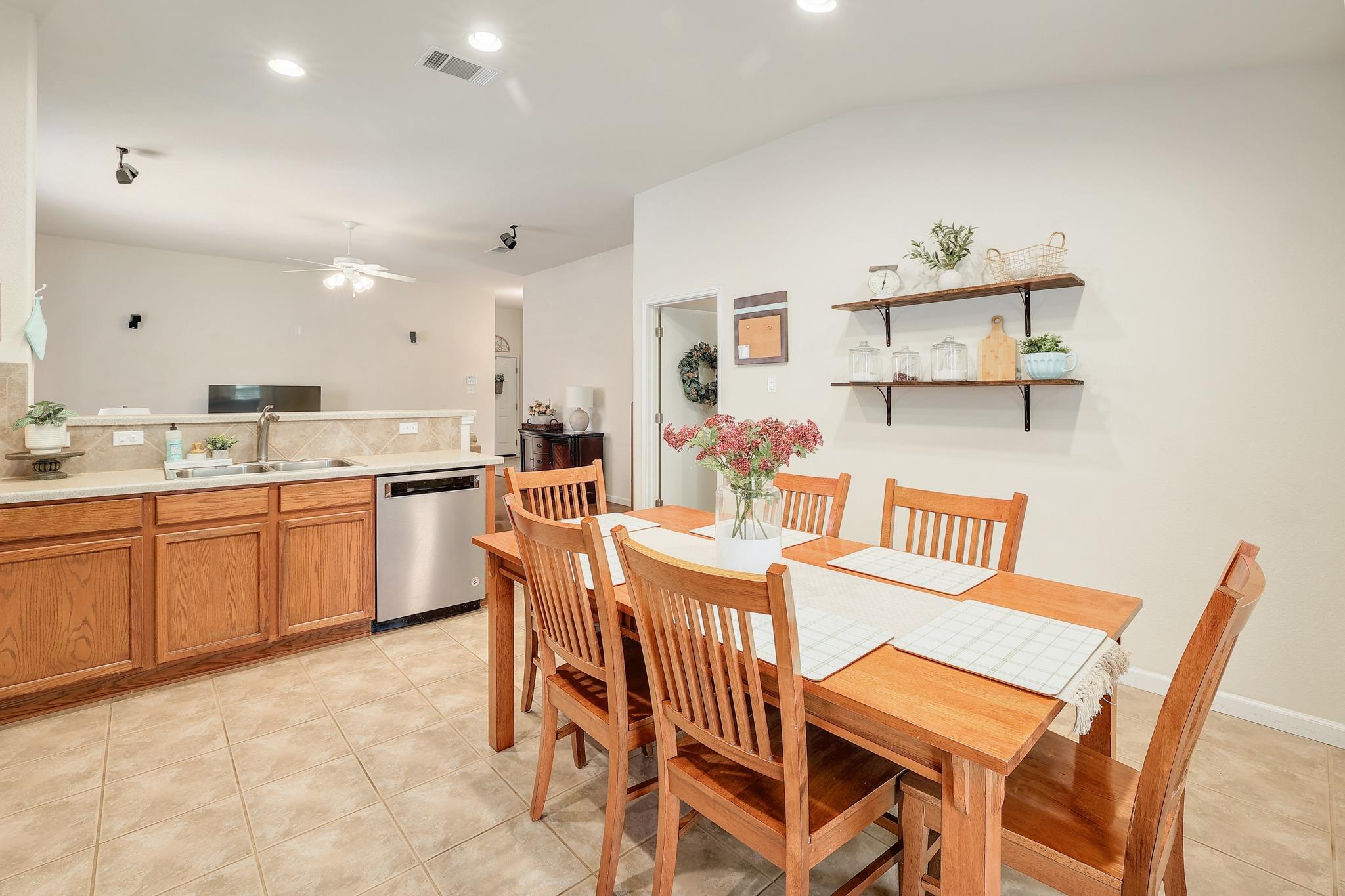 1320 Alpine Mountain Dr, Leander, TX 78641