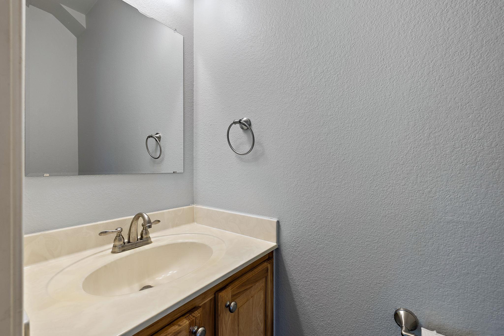 1804 Warwick Cv, Cedar Park, TX 78613