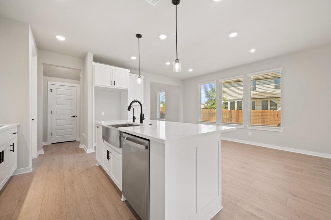 139 Great Sequoia Lane, Dripping Springs, TX 78620