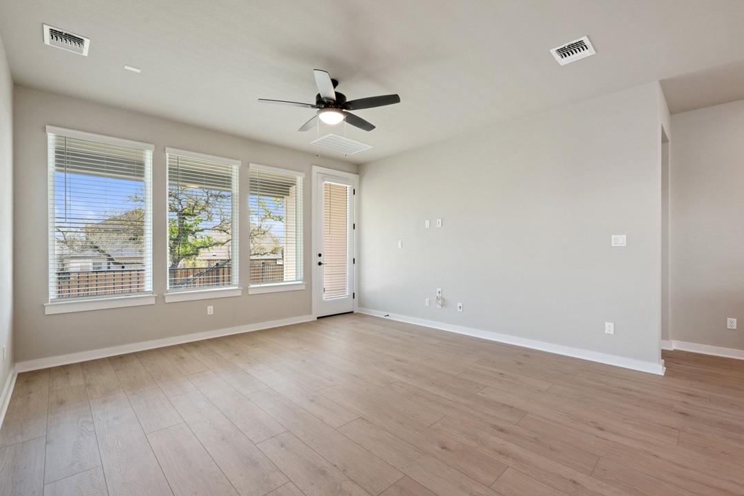 139 Great Sequoia Lane, Dripping Springs, TX 78620