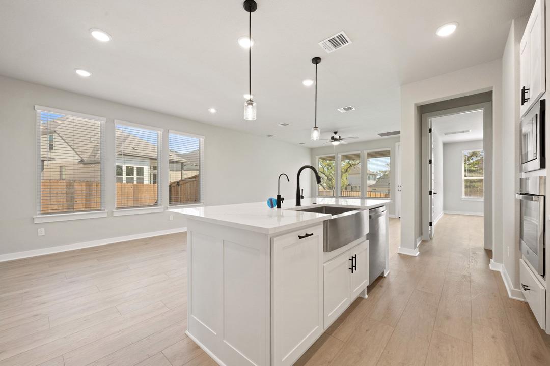 139 Great Sequoia Lane, Dripping Springs, TX 78620