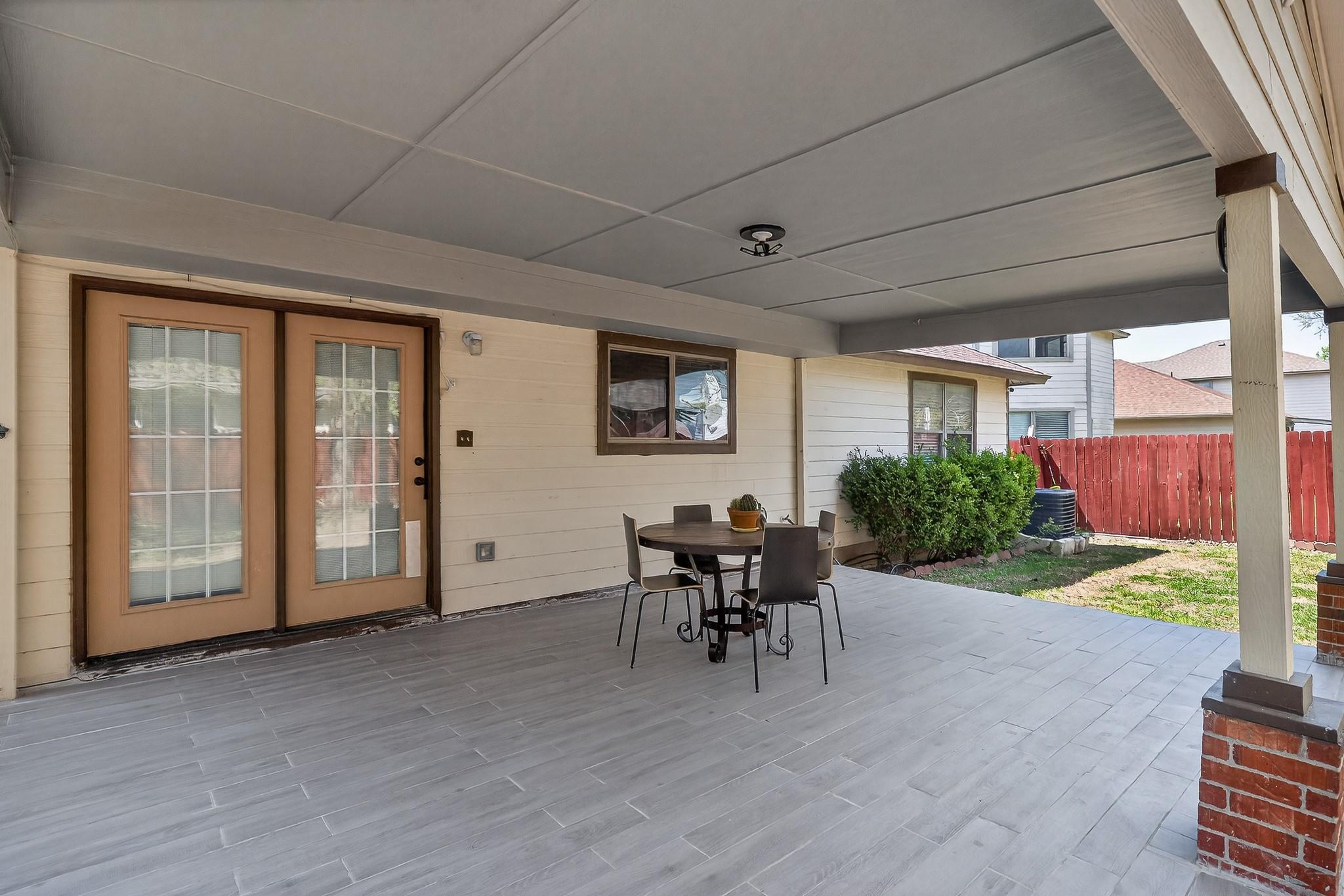 1205 Apollo Cir, Round Rock, TX 78664