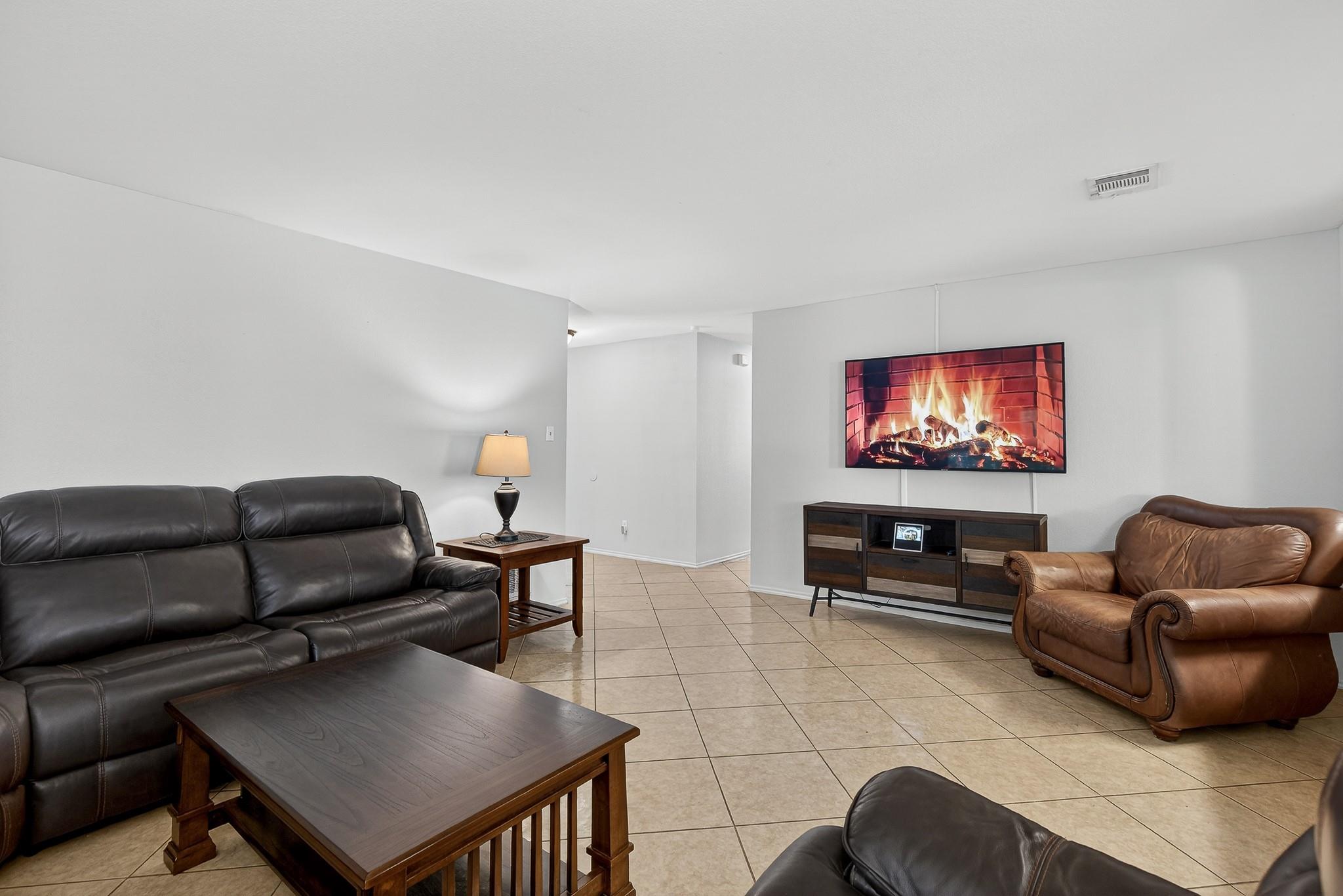 1205 Apollo Cir, Round Rock, TX 78664