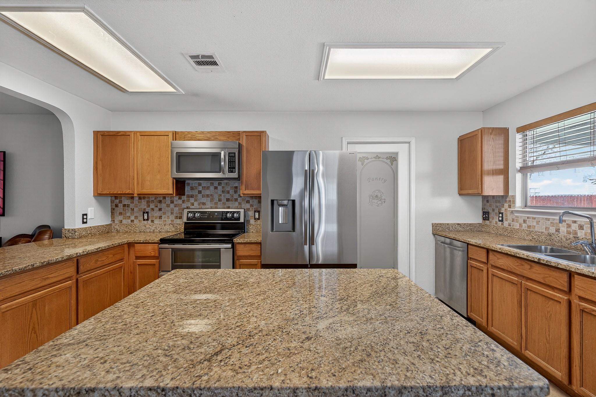 1205 Apollo Cir, Round Rock, TX 78664