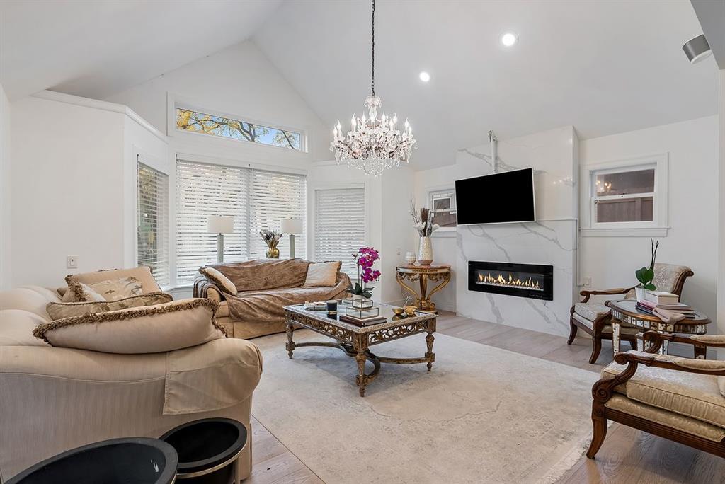 1703 Meadowbrook Dr, Austin, TX 78703