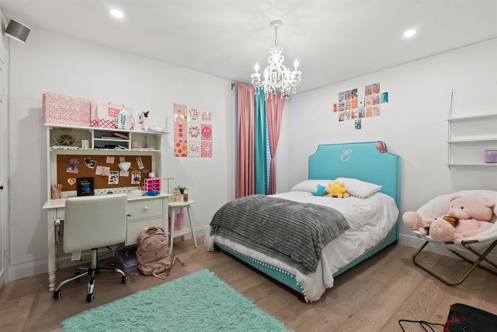 1703 Meadowbrook Dr, Austin, TX 78703