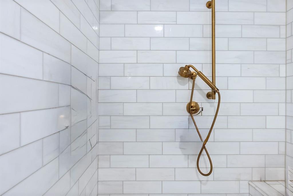 1703 Meadowbrook Dr, Austin, TX 78703