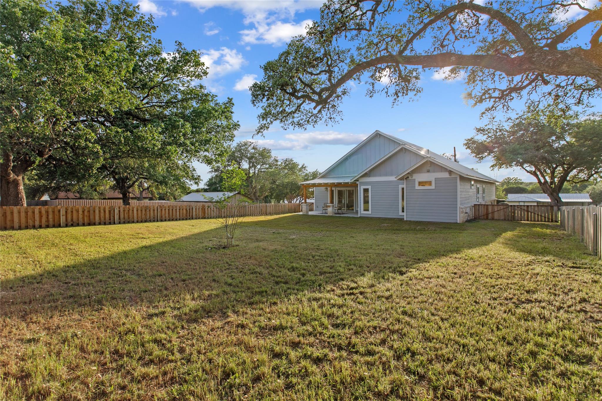 1312 Greenlawn Parkway, Blanco, TX 78606