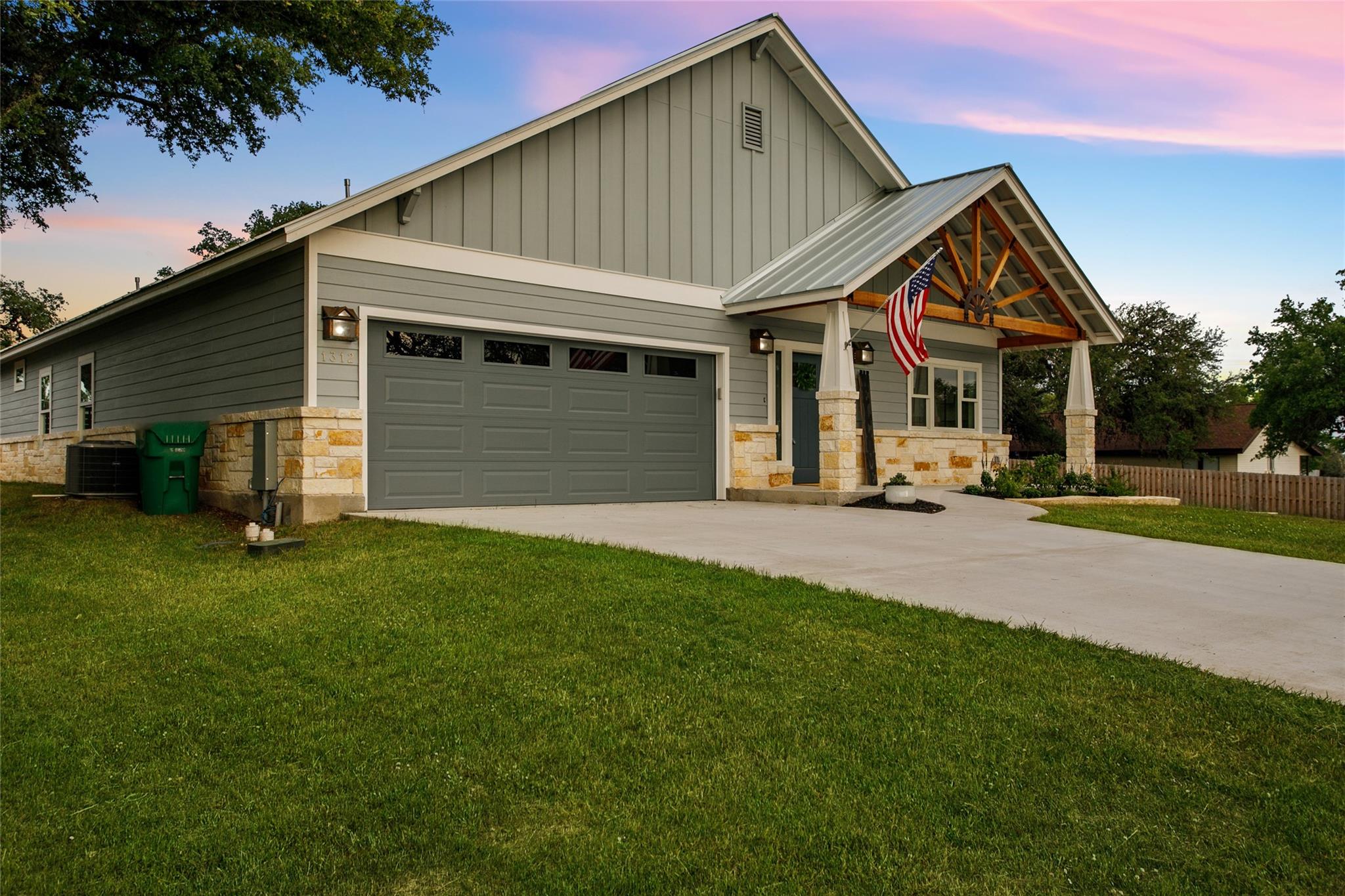 1312 Greenlawn Parkway, Blanco, TX 78606