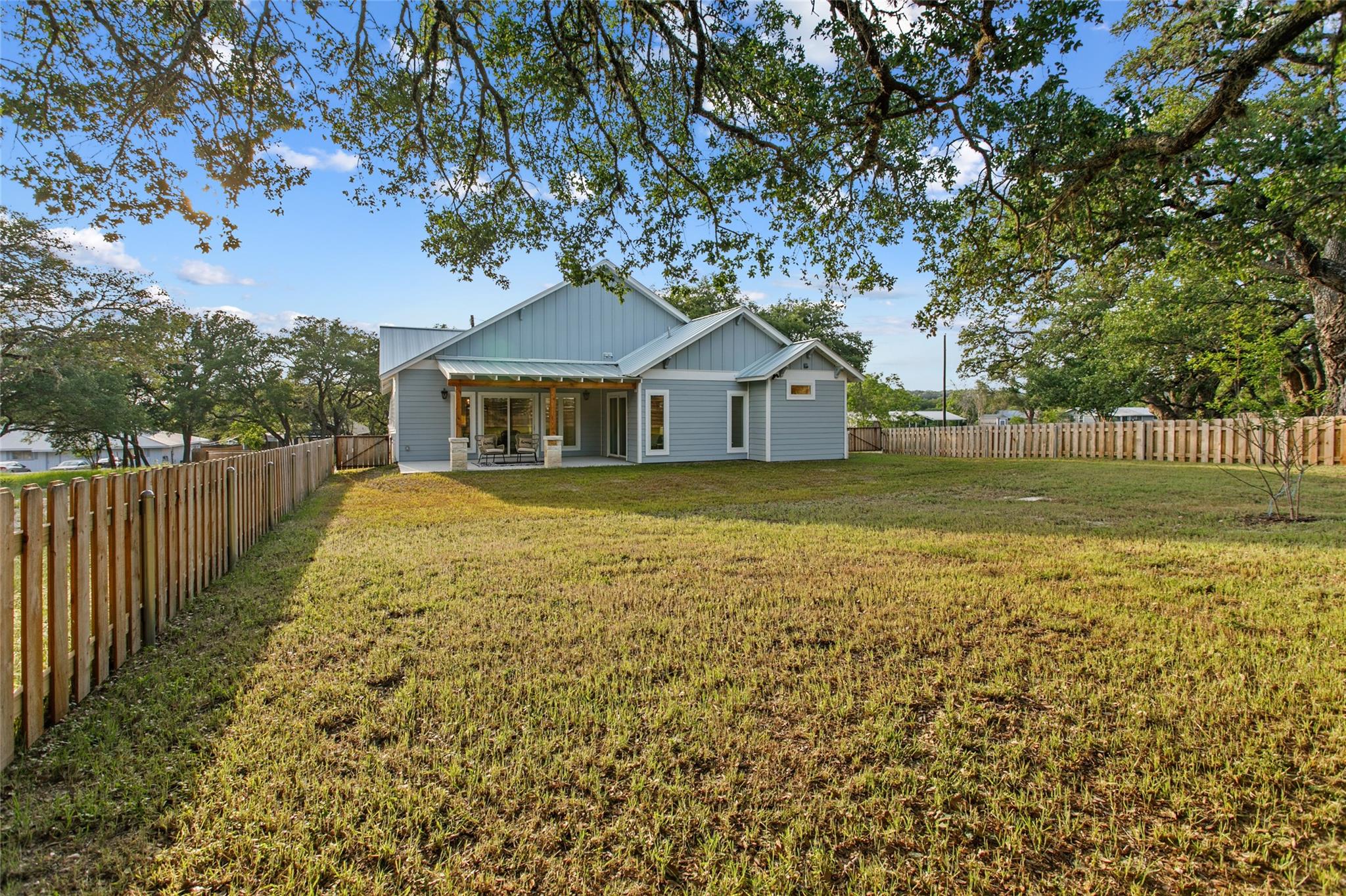 1312 Greenlawn Parkway, Blanco, TX 78606