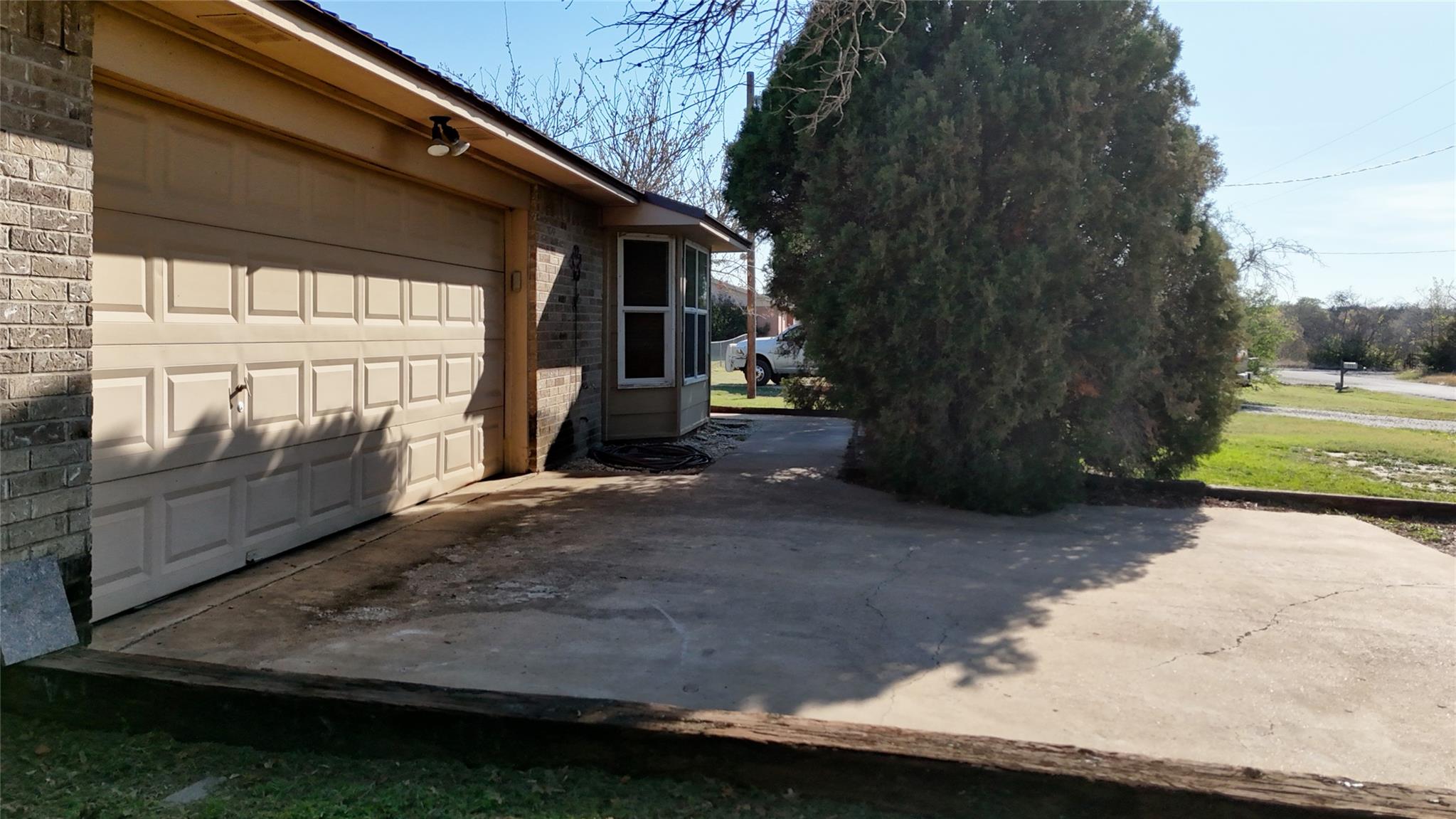 357 CR 3080, Lampasas, TX 78550