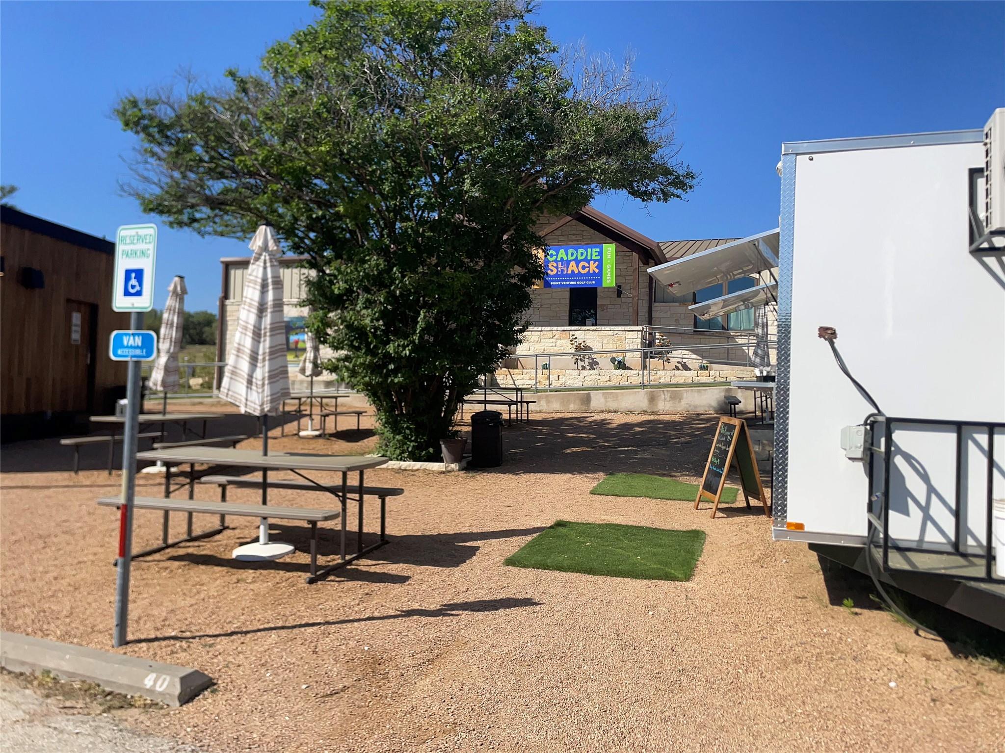 301 Augusta Cv, Lago Vista, TX 78645