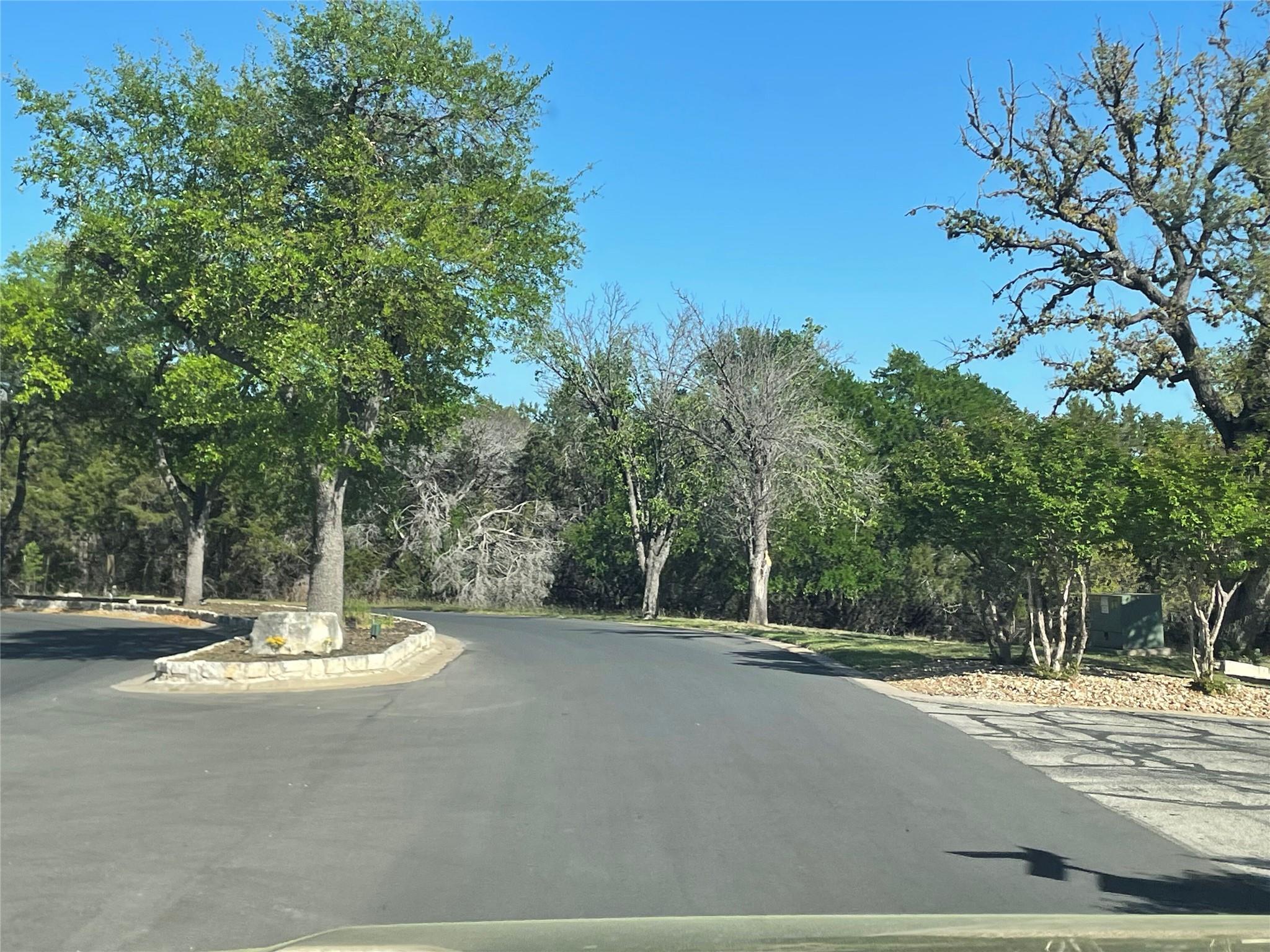 301 Augusta Cv, Lago Vista, TX 78645