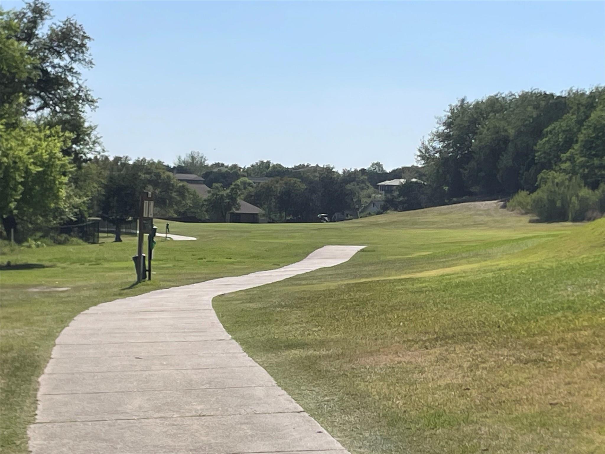 301 Augusta Cv, Lago Vista, TX 78645