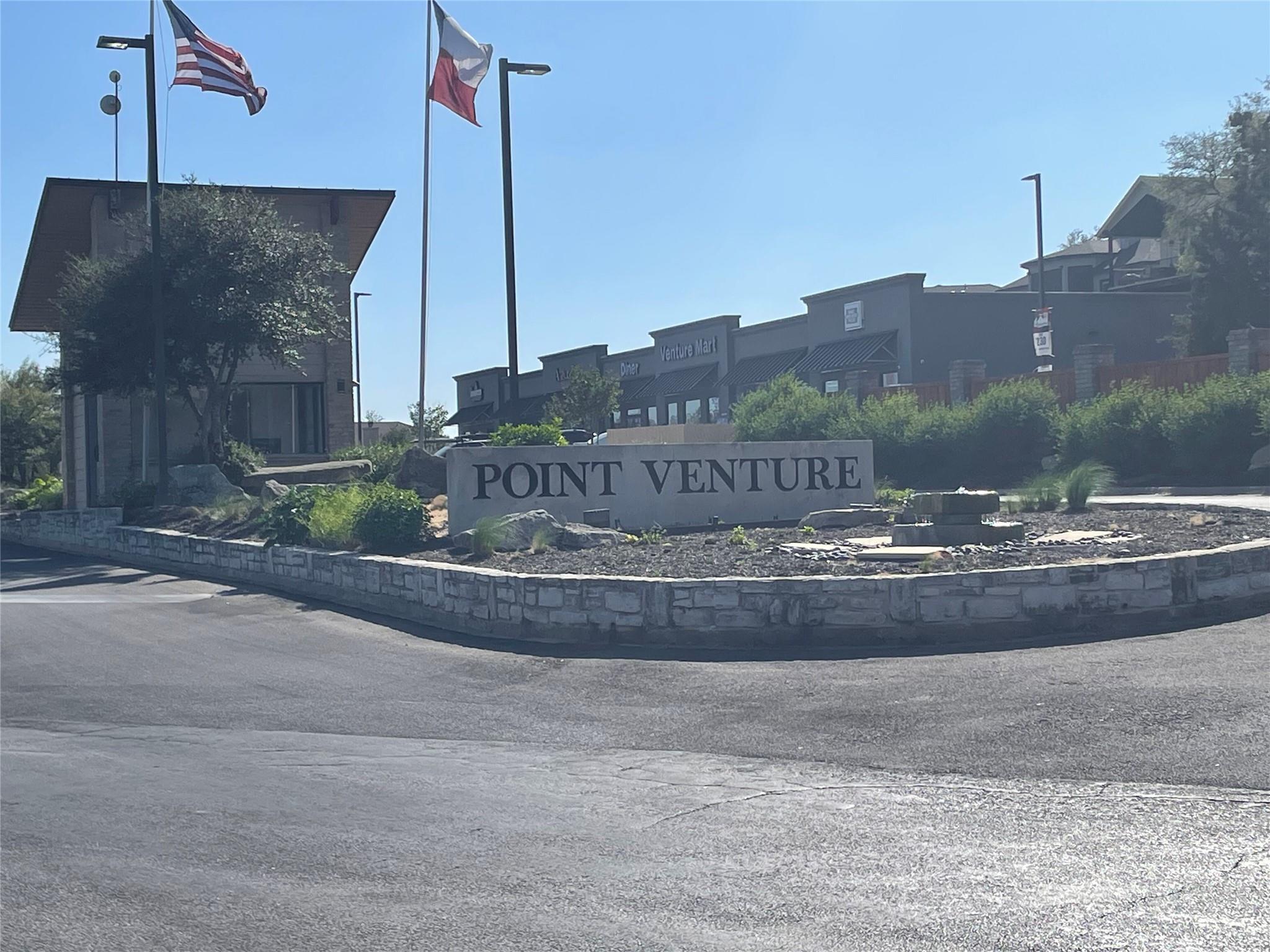 301 Augusta Cv, Lago Vista, TX 78645