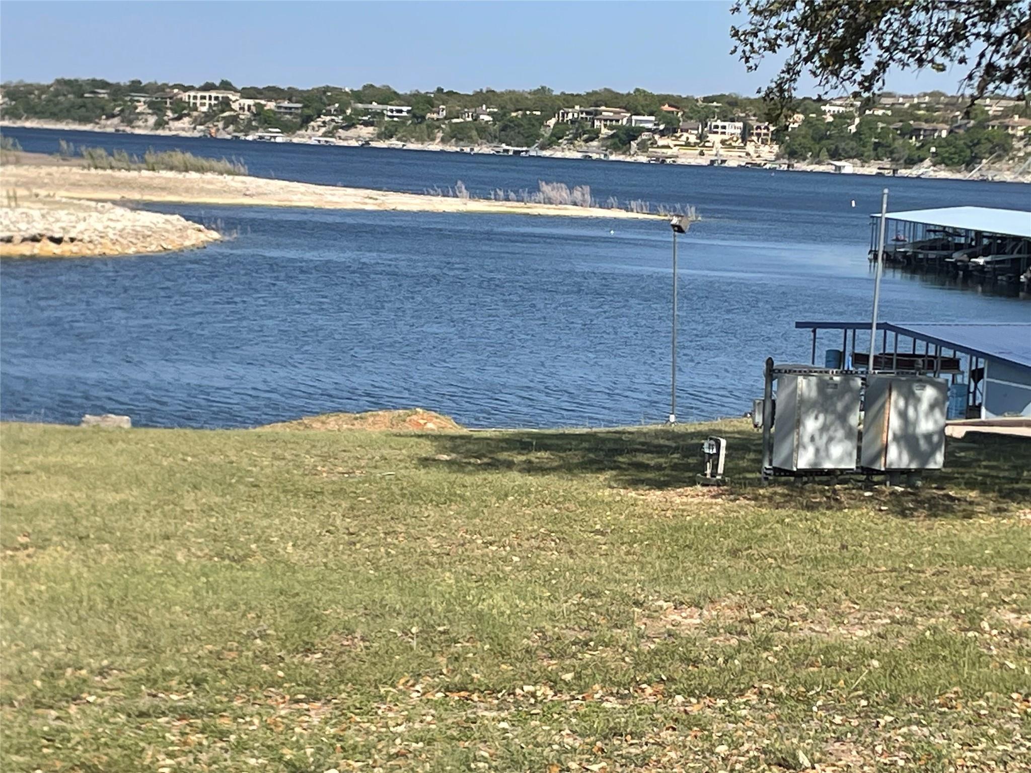 301 Augusta Cv, Lago Vista, TX 78645