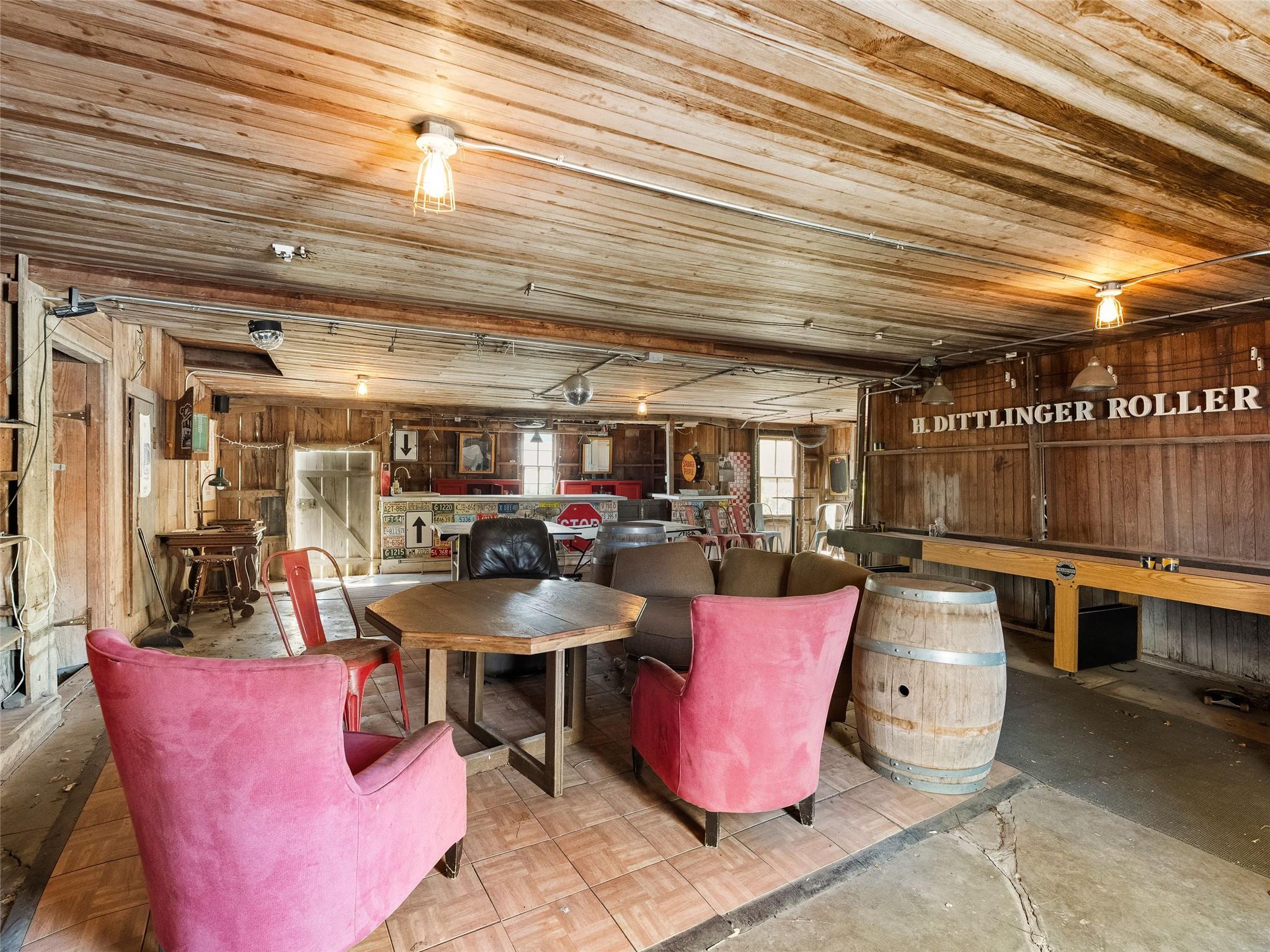 372 Magazine Ave, New Braunfels, TX 78130