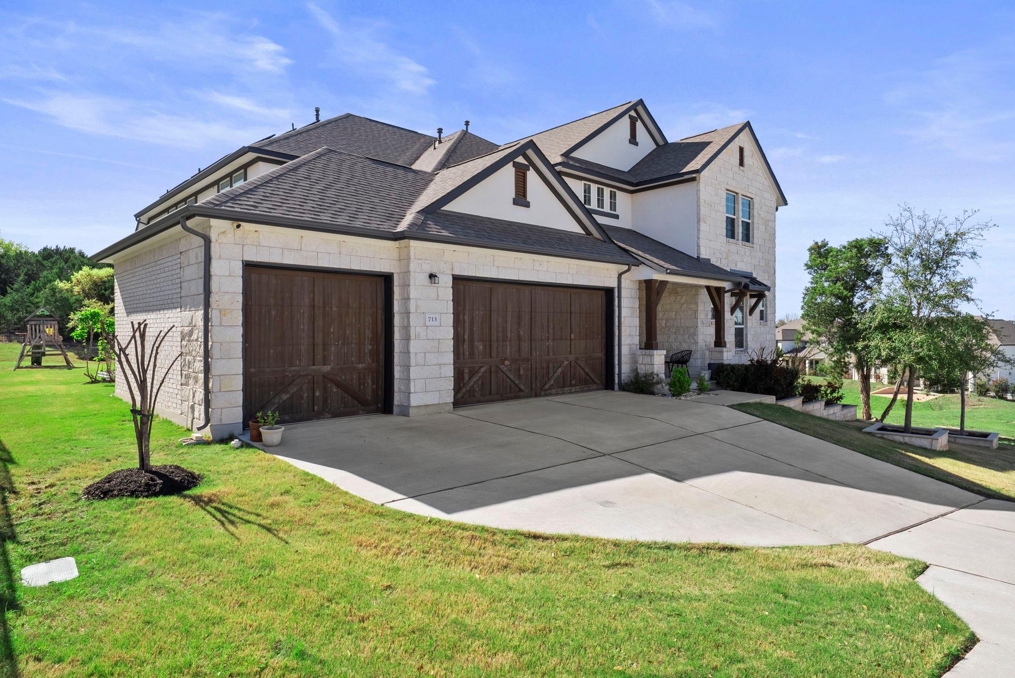 713 Palamos Dr, Leander, TX 78641