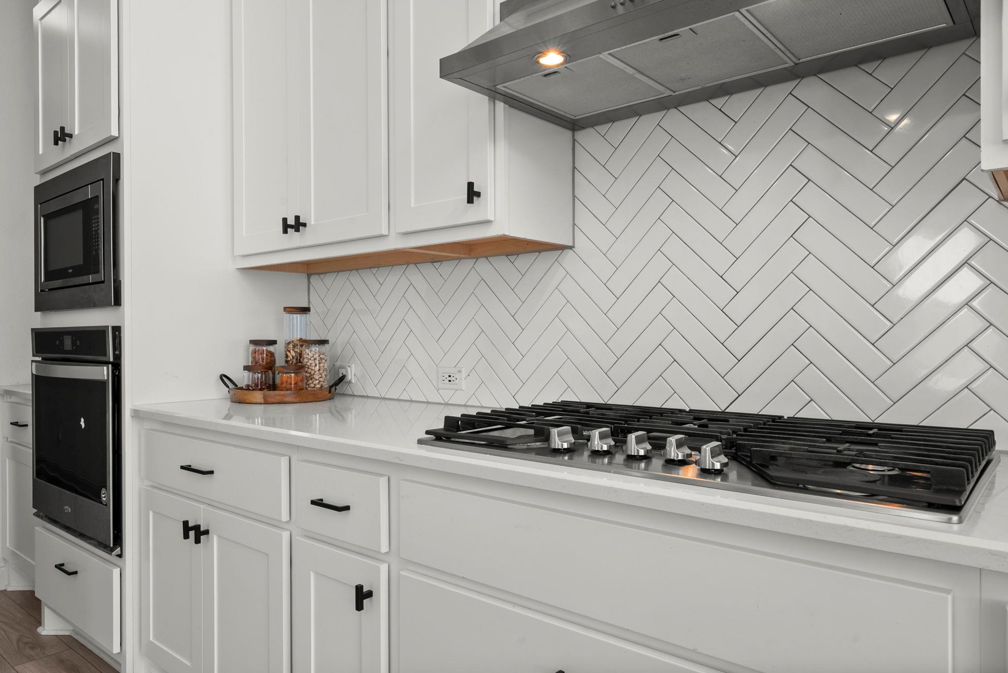 713 Palamos Dr, Leander, TX 78641