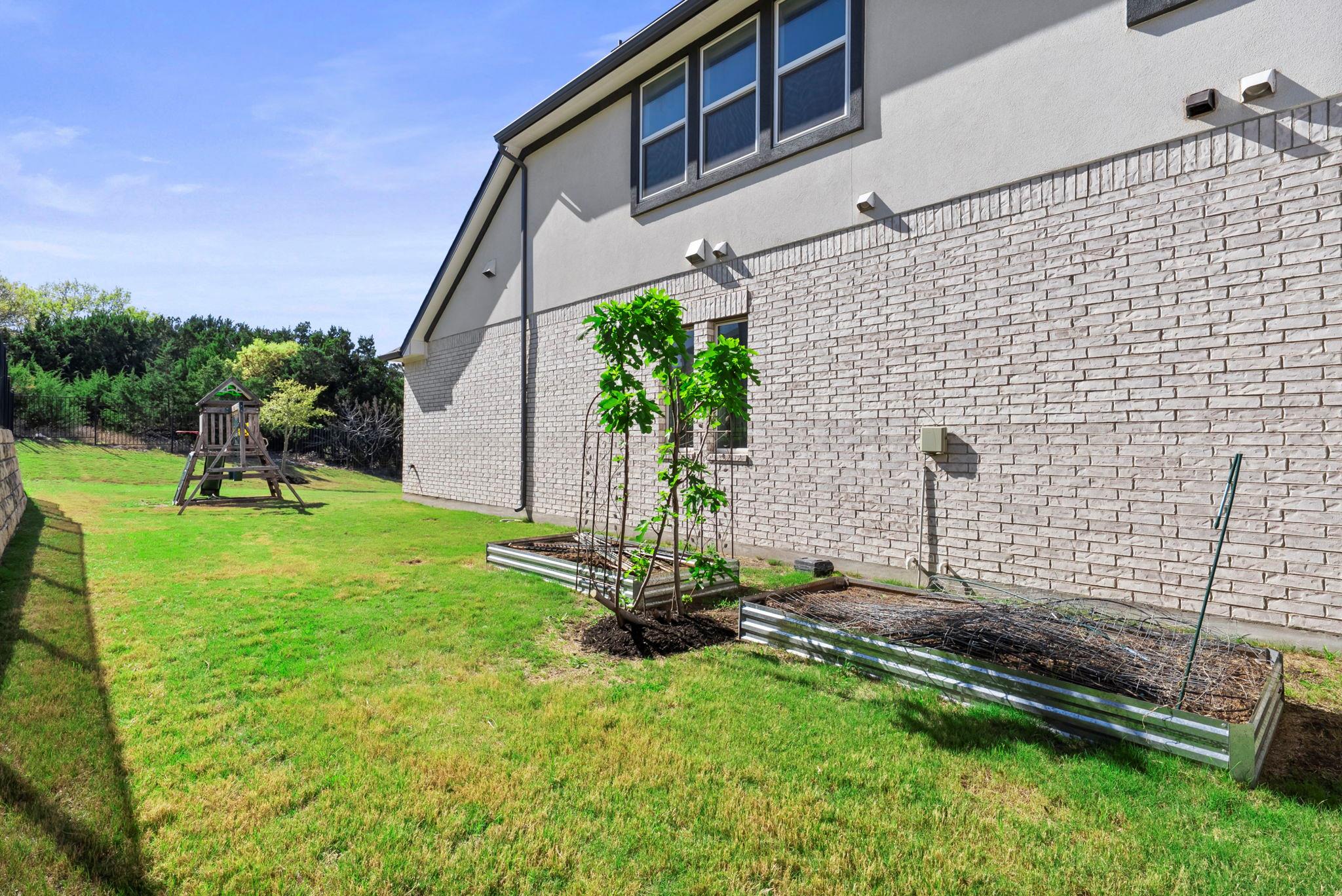 713 Palamos Dr, Leander, TX 78641