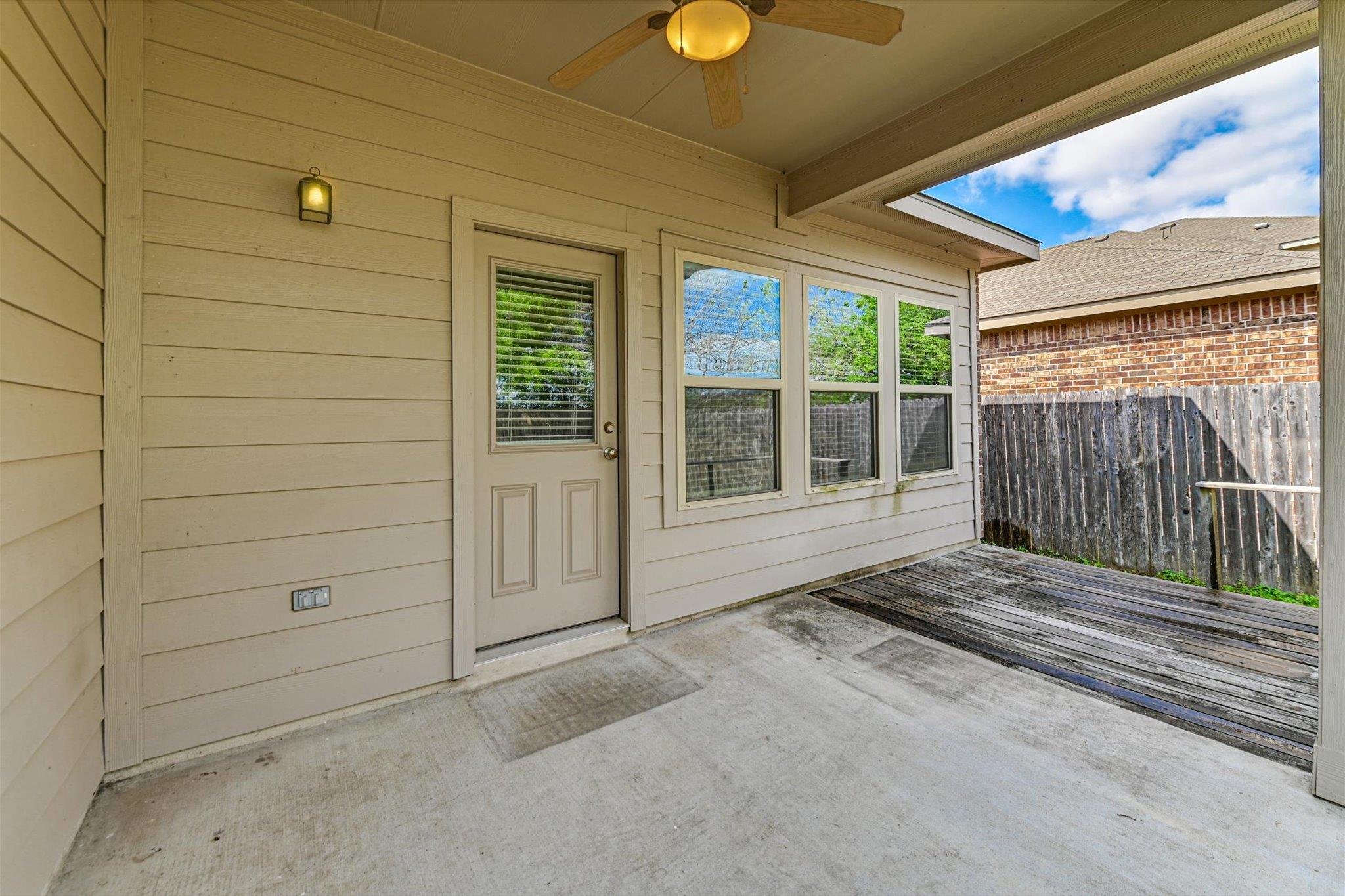 265 Shale Cir, Buda, TX 78610