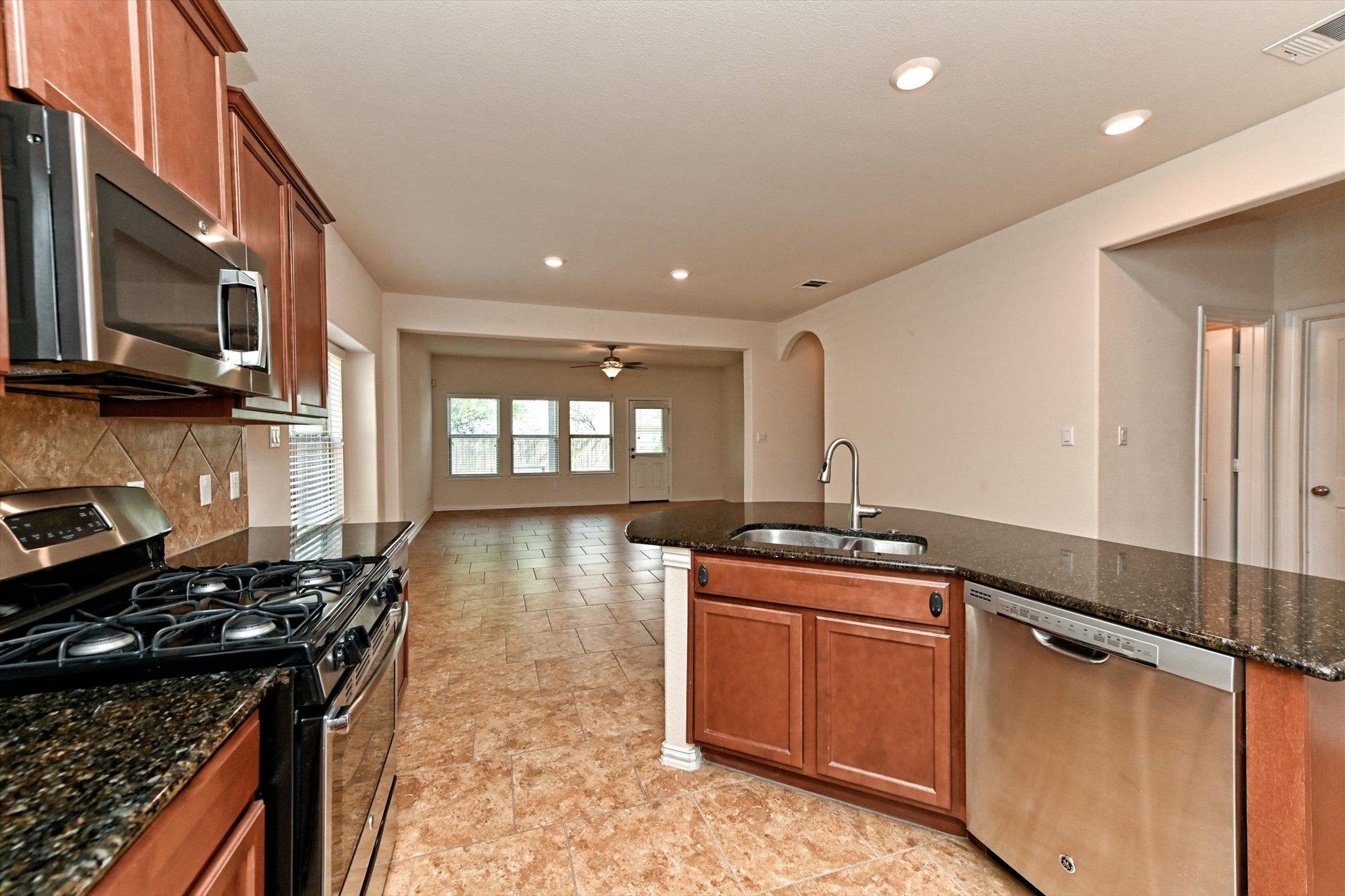 265 Shale Cir, Buda, TX 78610