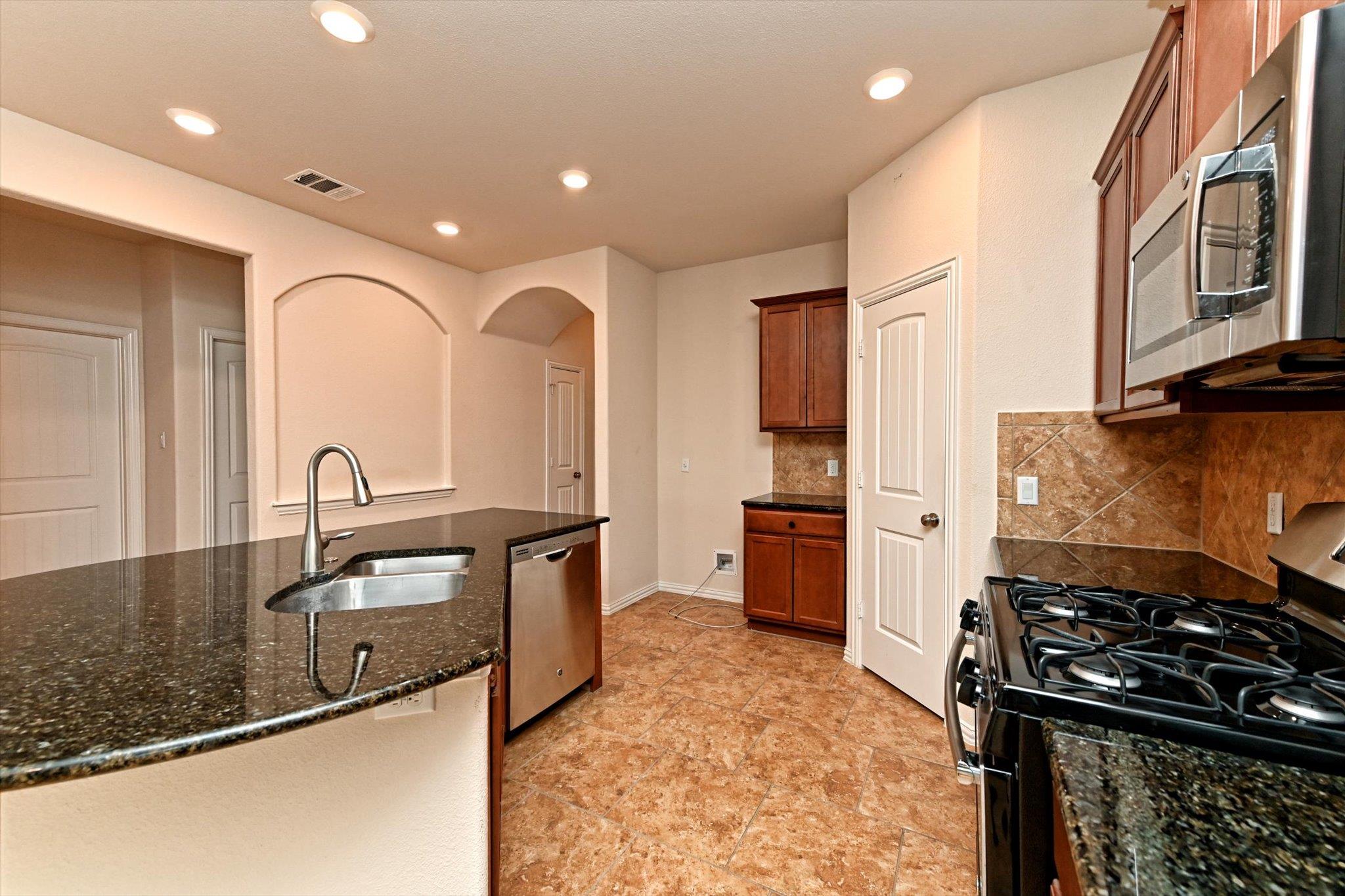 265 Shale Cir, Buda, TX 78610