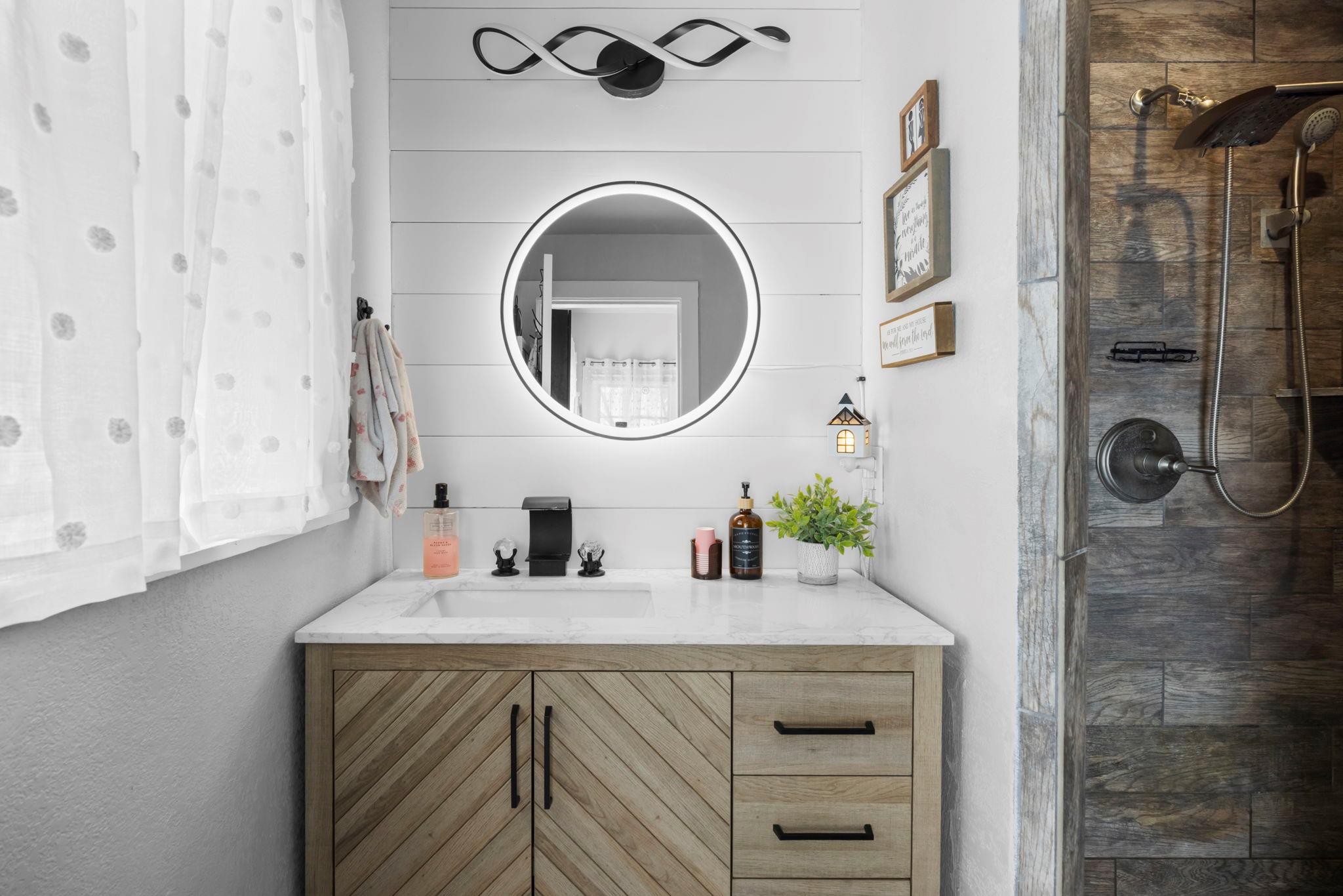 656 County Road 1301, Lampasas, TX 76550