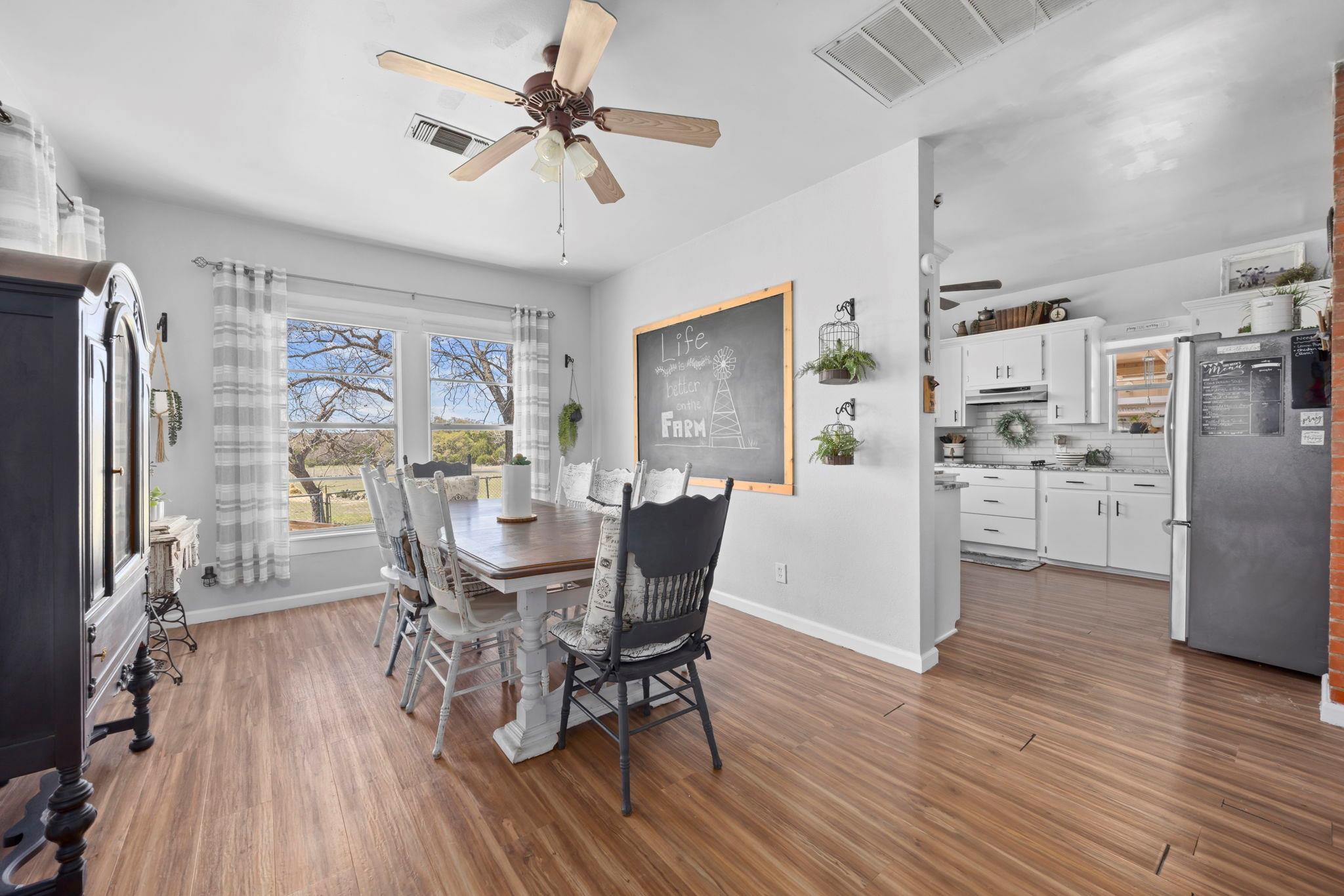 656 County Road 1301, Lampasas, TX 76550